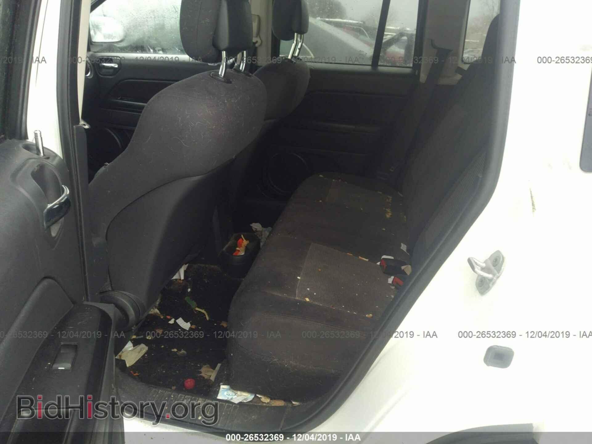 2011 JEEP COMPASS - VIN: 1J4NF1FB5BD215558 - Фото 8