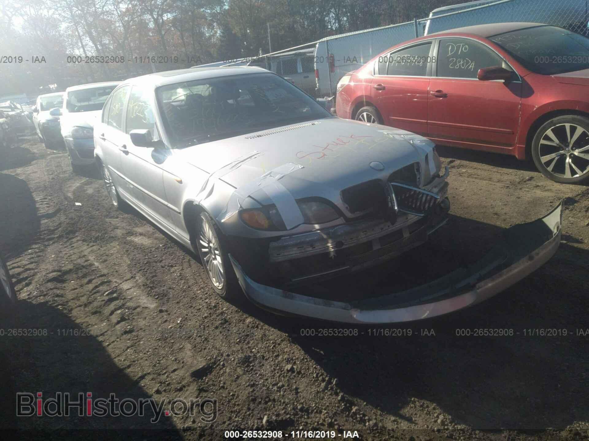 Photo WBAEV53452KM16908 - BMW 330 2002