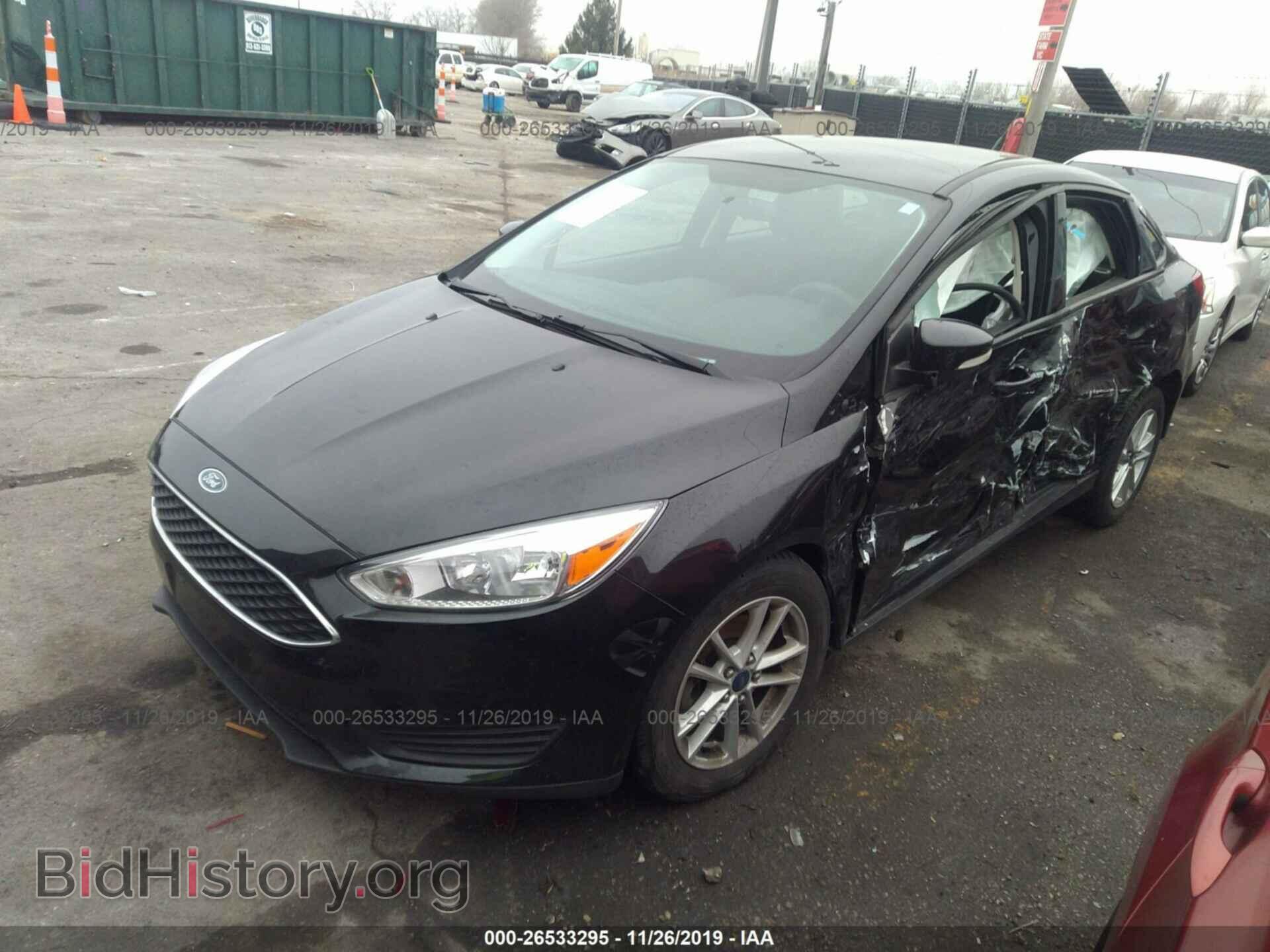 2015 Ford Focus - VIN: 1FADP3F20FL262492 - Фото 2