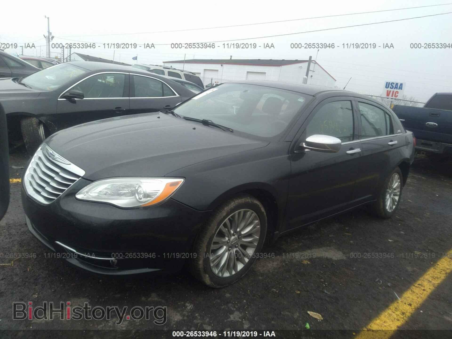 2011 CHRYSLER 200 - VIN: 1C3BC2FB4BN522581 - Фото 2