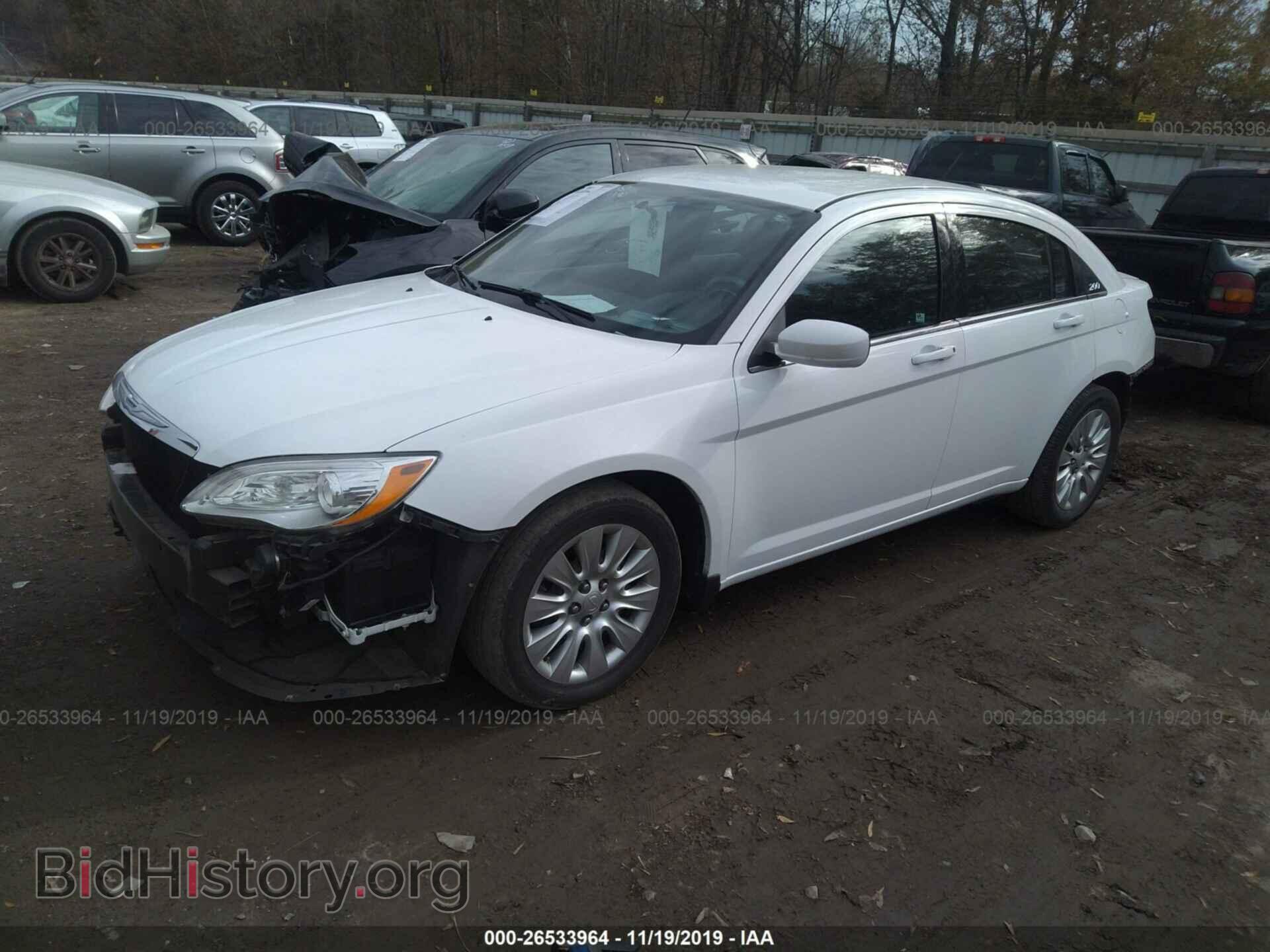 2013 CHRYSLER 200 - VIN: 1C3CCBAG0DN724473 - Photo 2