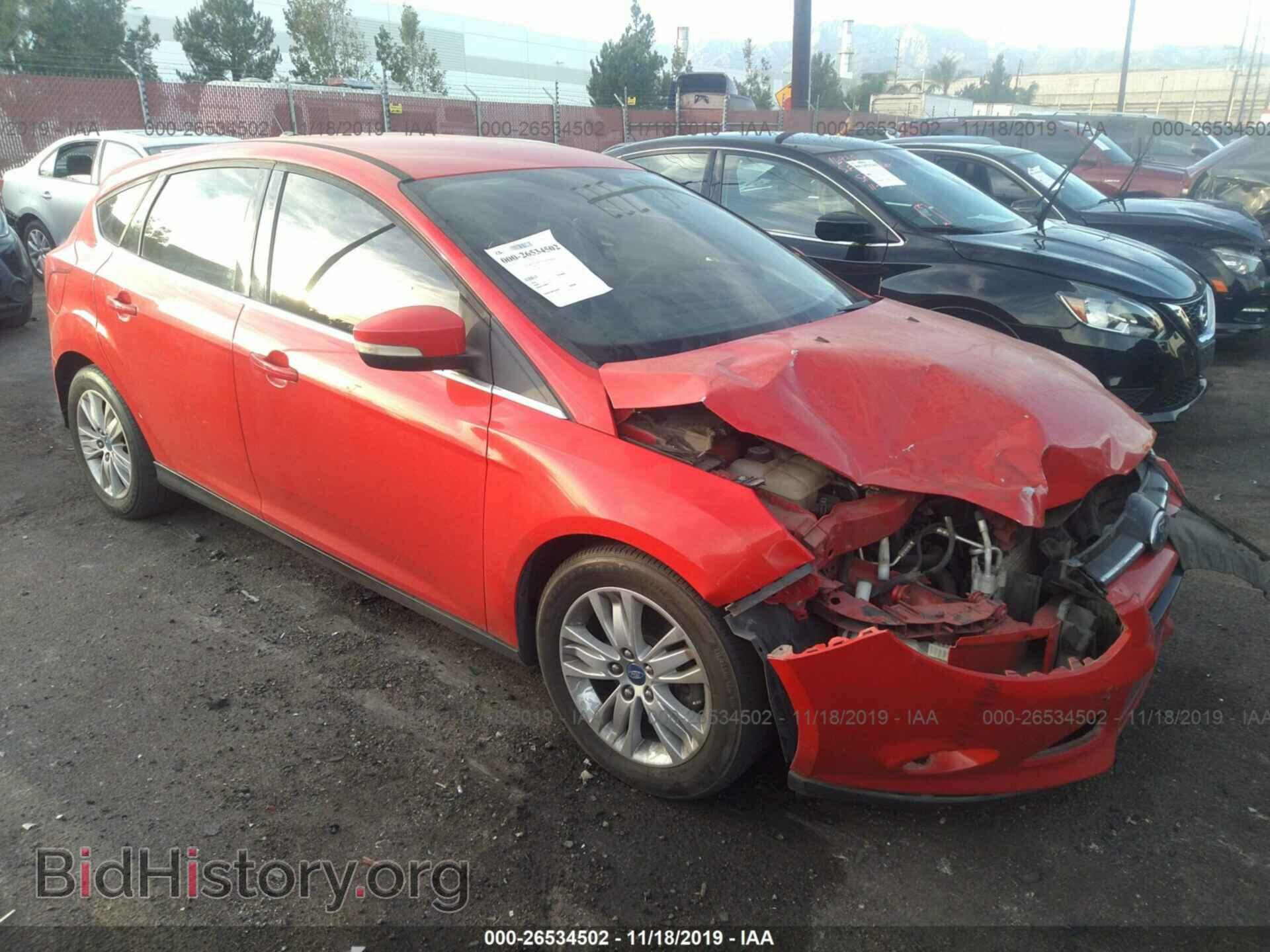 Photo 1FAHP3M28CL185421 - FORD FOCUS 2012