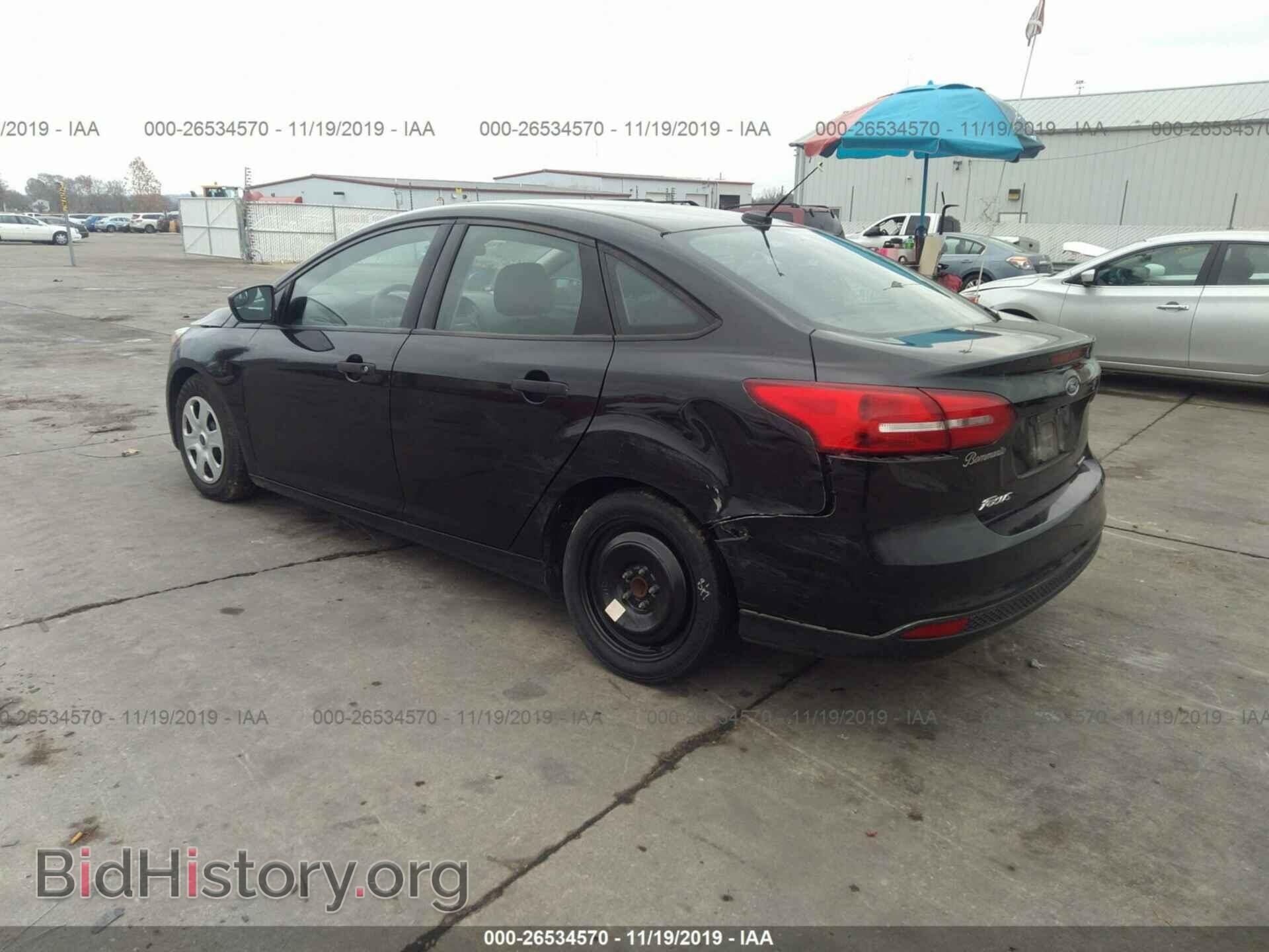 2015 Ford Focus - VIN: 1FADP3E25FL313874 - Photo 3