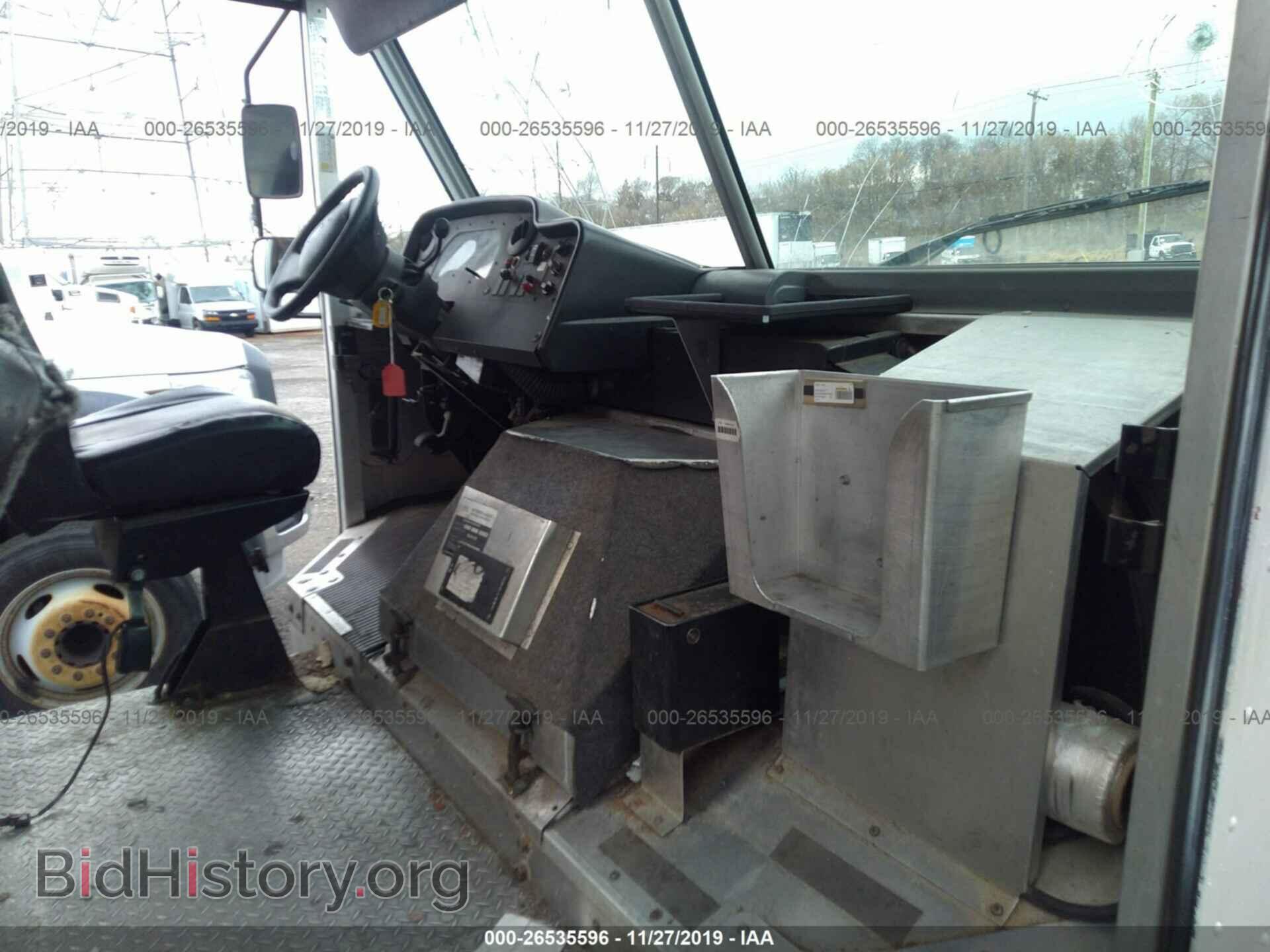 2010 FORD ECONOLINE - VIN: 1FC2E3KL1ADA44103 - Photo 5