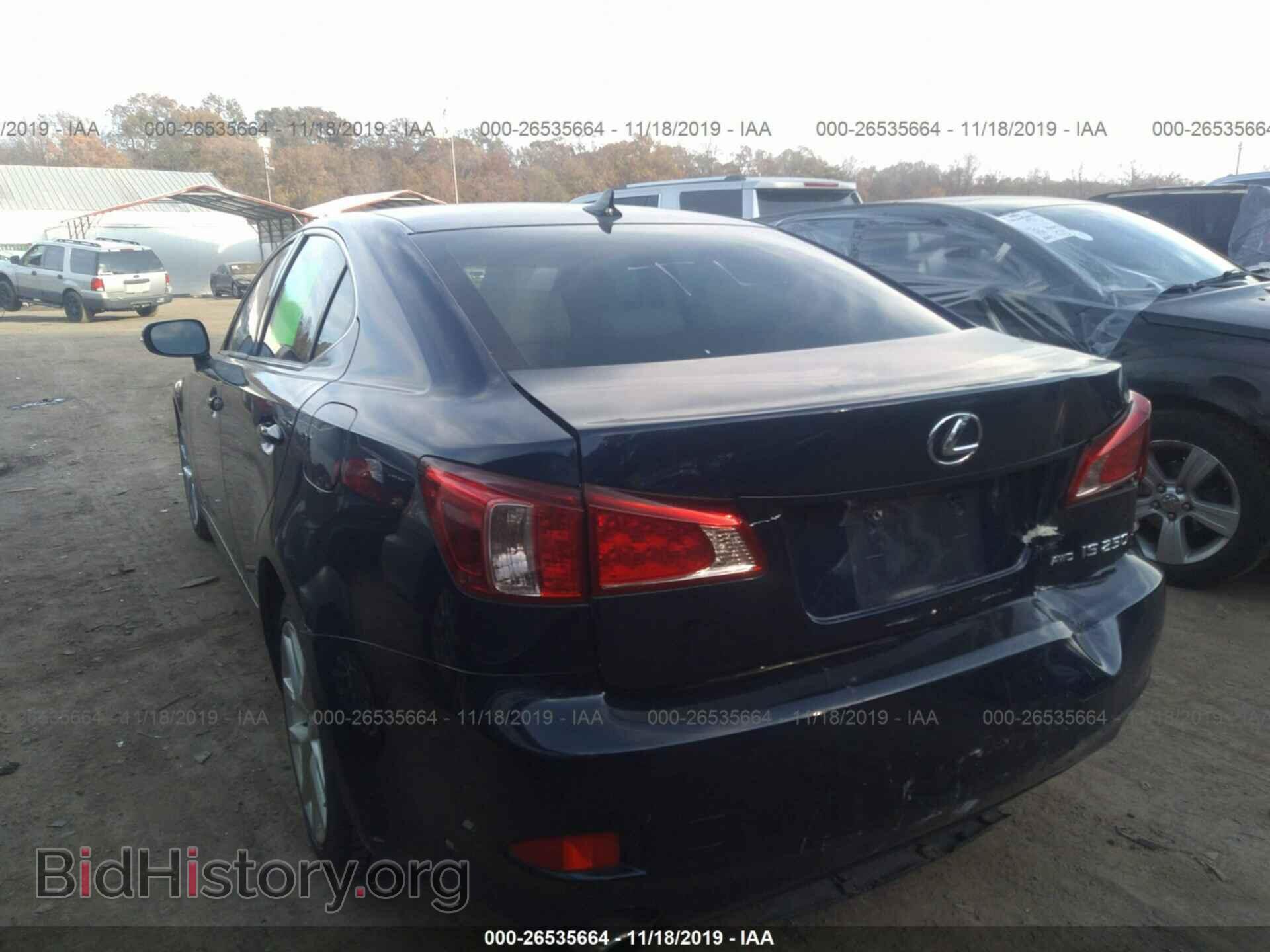2011 LEXUS IS - VIN: JTHCF5C20B5047572 - Photo 3