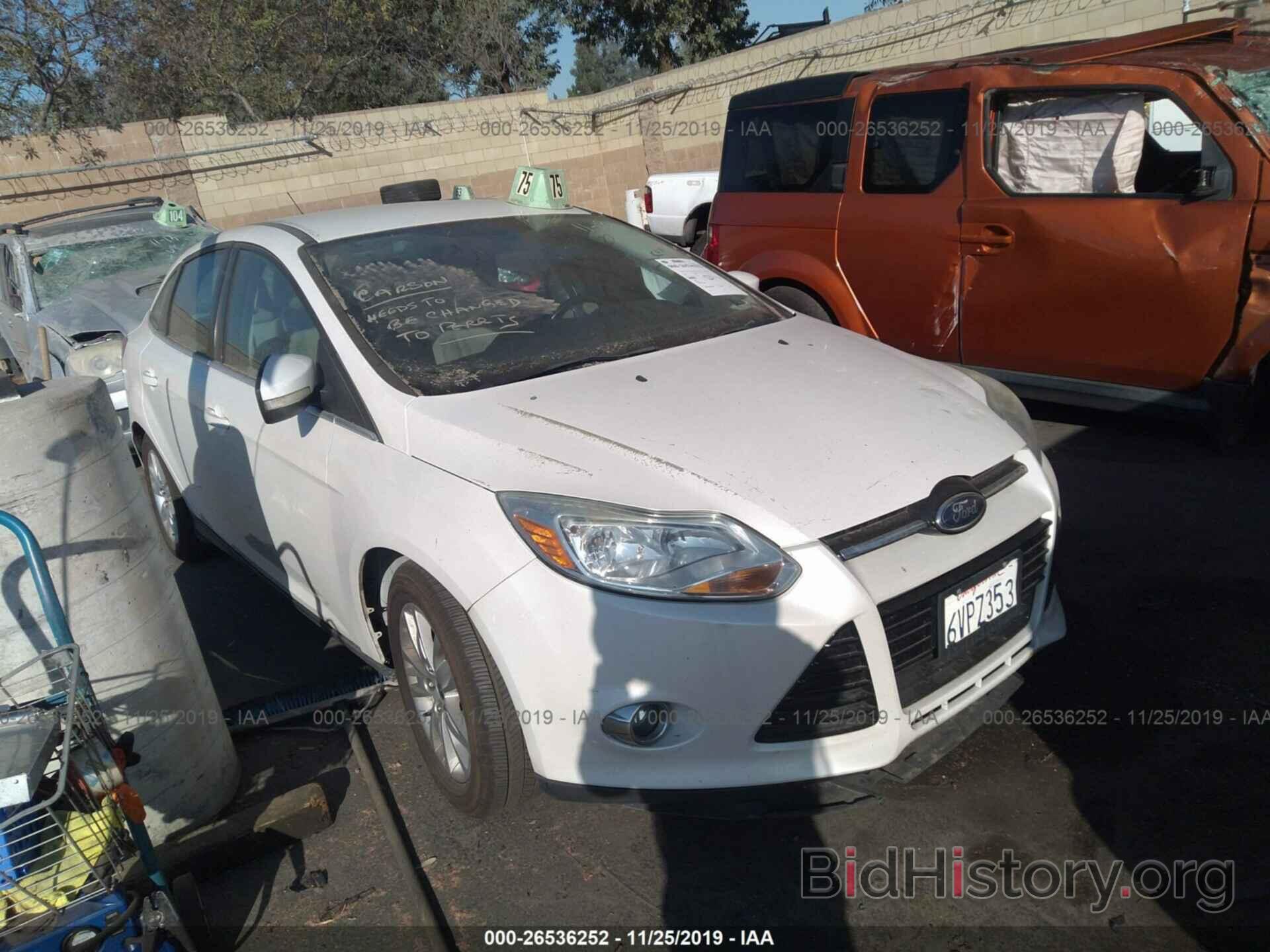 Photo 1FAHP3H21CL387866 - FORD FOCUS 2012