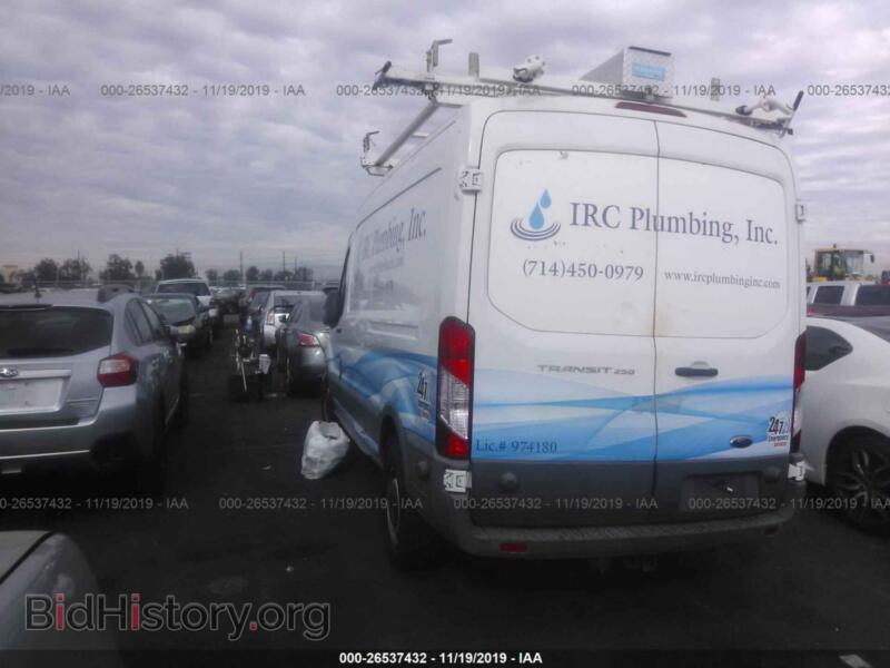 2015 Ford TRANSIT (VIN 1FTNR2CG3FKA09224) — фото 3 из 11