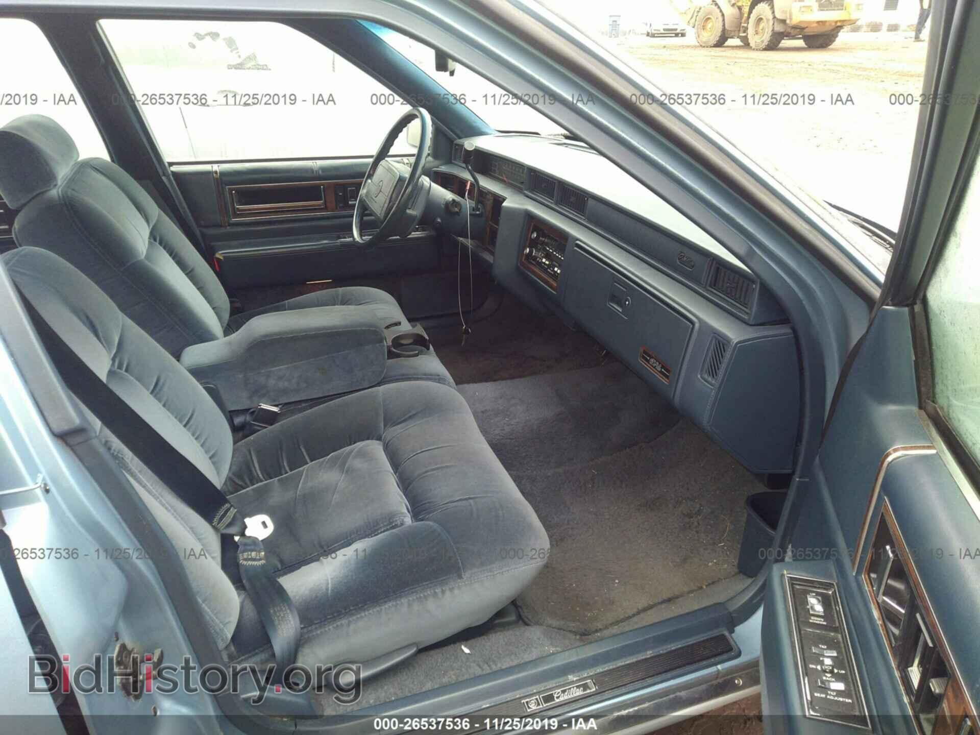 1992 CADILLAC DEVILLE - VIN: 1G6CD53B2N4271205 - Photo 5