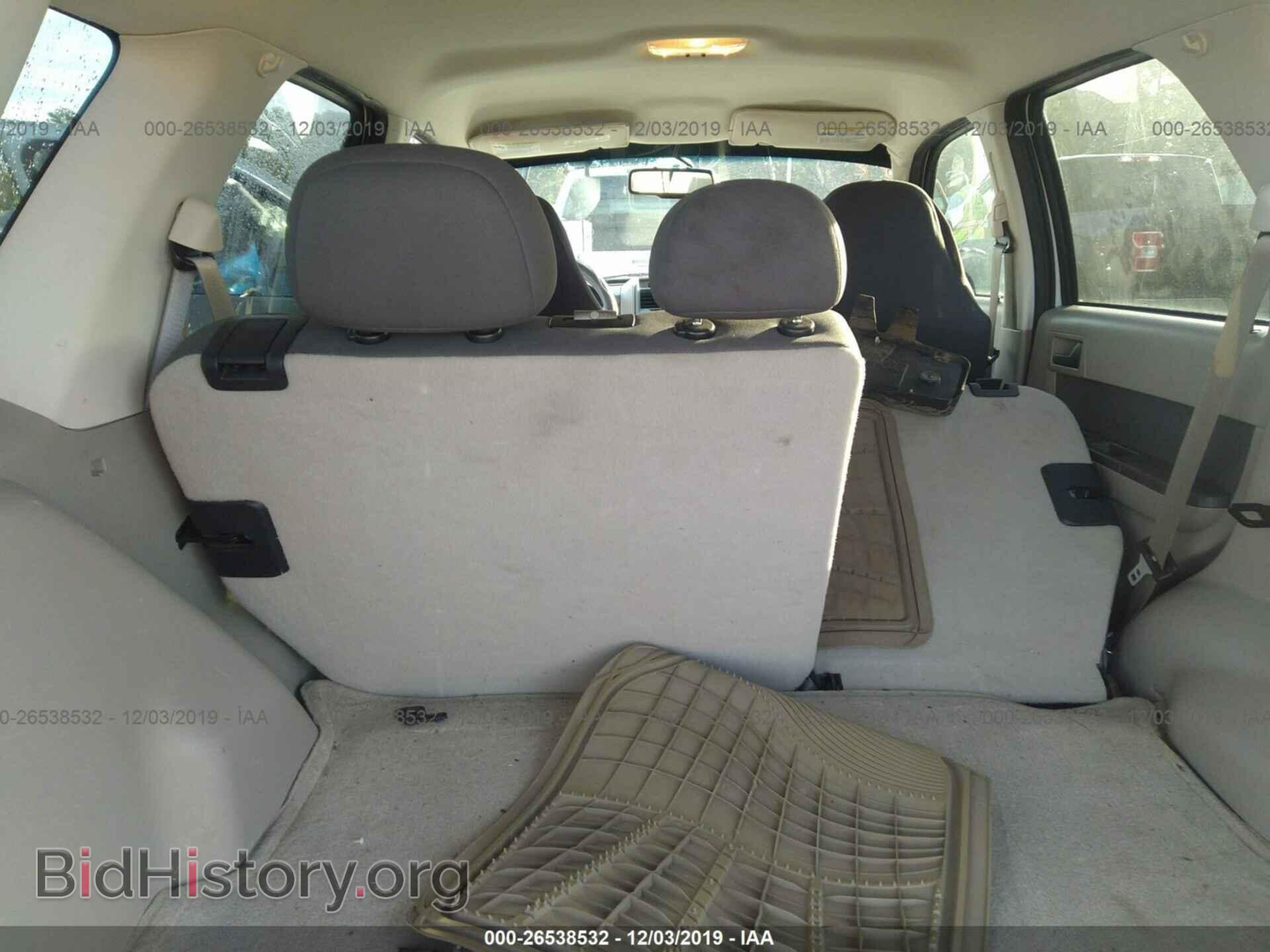 2009 Ford Escape - VIN: 1FMCU49389KD10710 - Фото 8