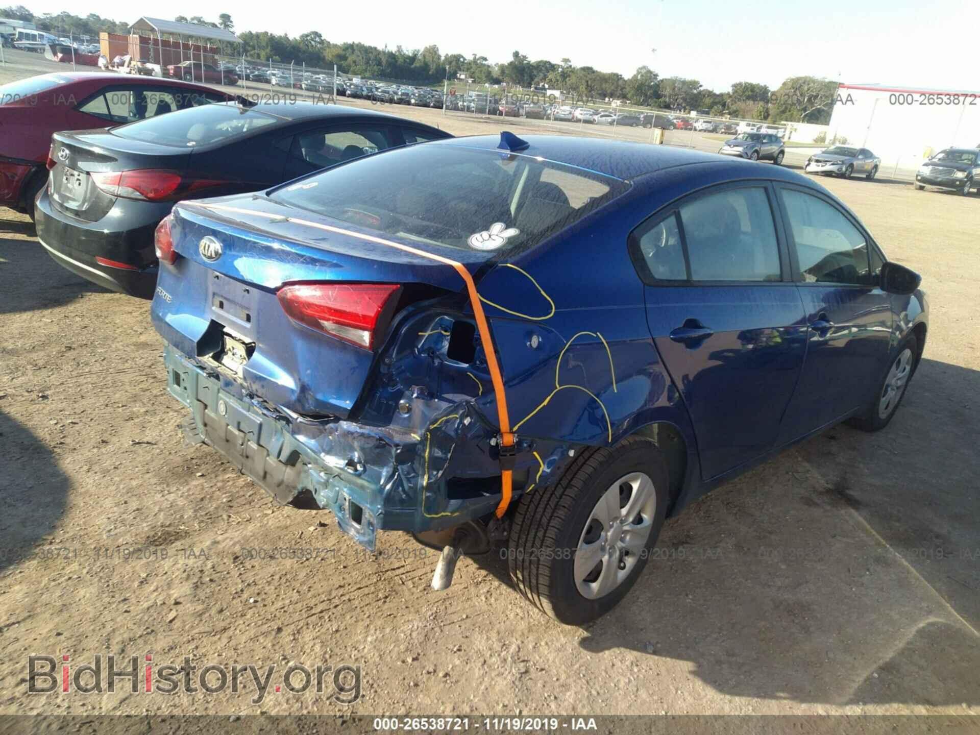 2017 KIA FORTE - VIN: 3KPFK4A72HE117458 - Photo 4