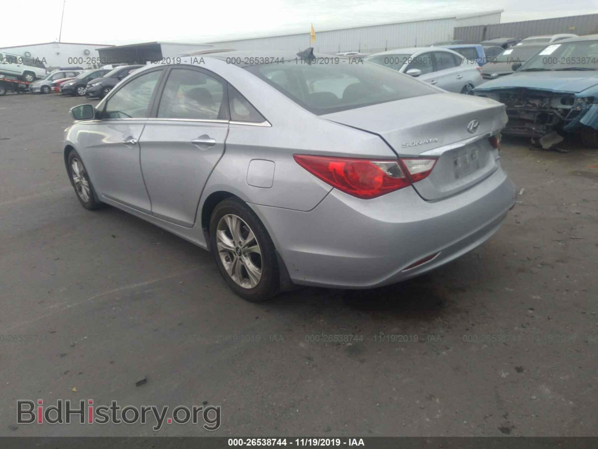 2012 Hyundai Sonata - VIN: 5NPEC4AC1CH391518 - Фото 3