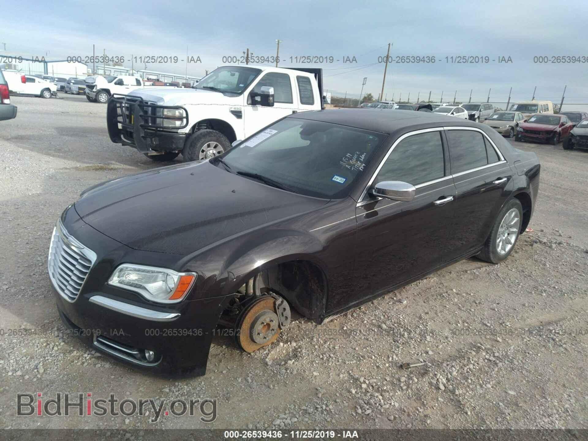 2012 CHRYSLER 300C - VIN: 2C3CCAET9CH256560 - Photo 2