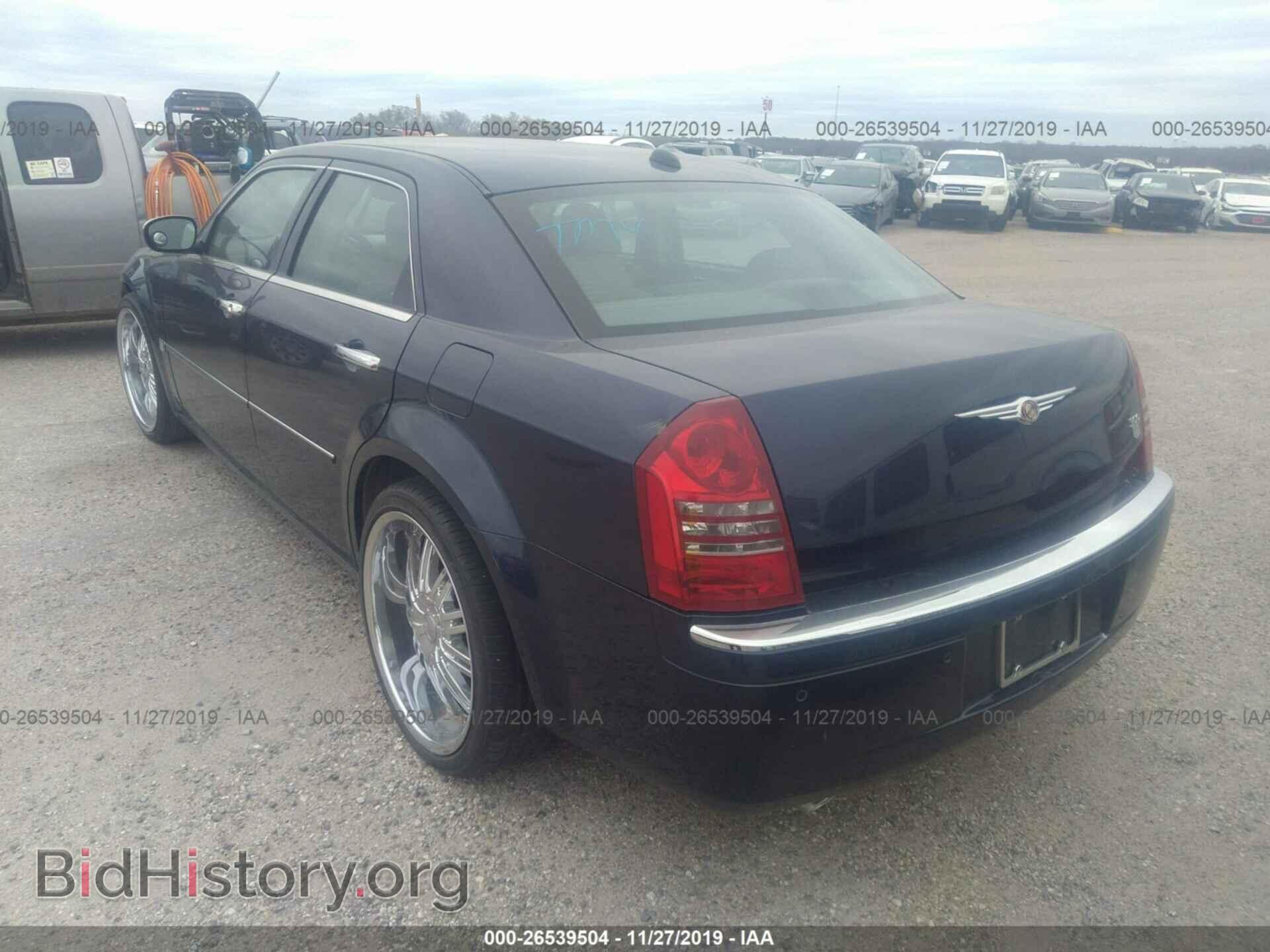2005 CHRYSLER 300C - VIN: 2C3AA63HX5H665694 - Фото 3