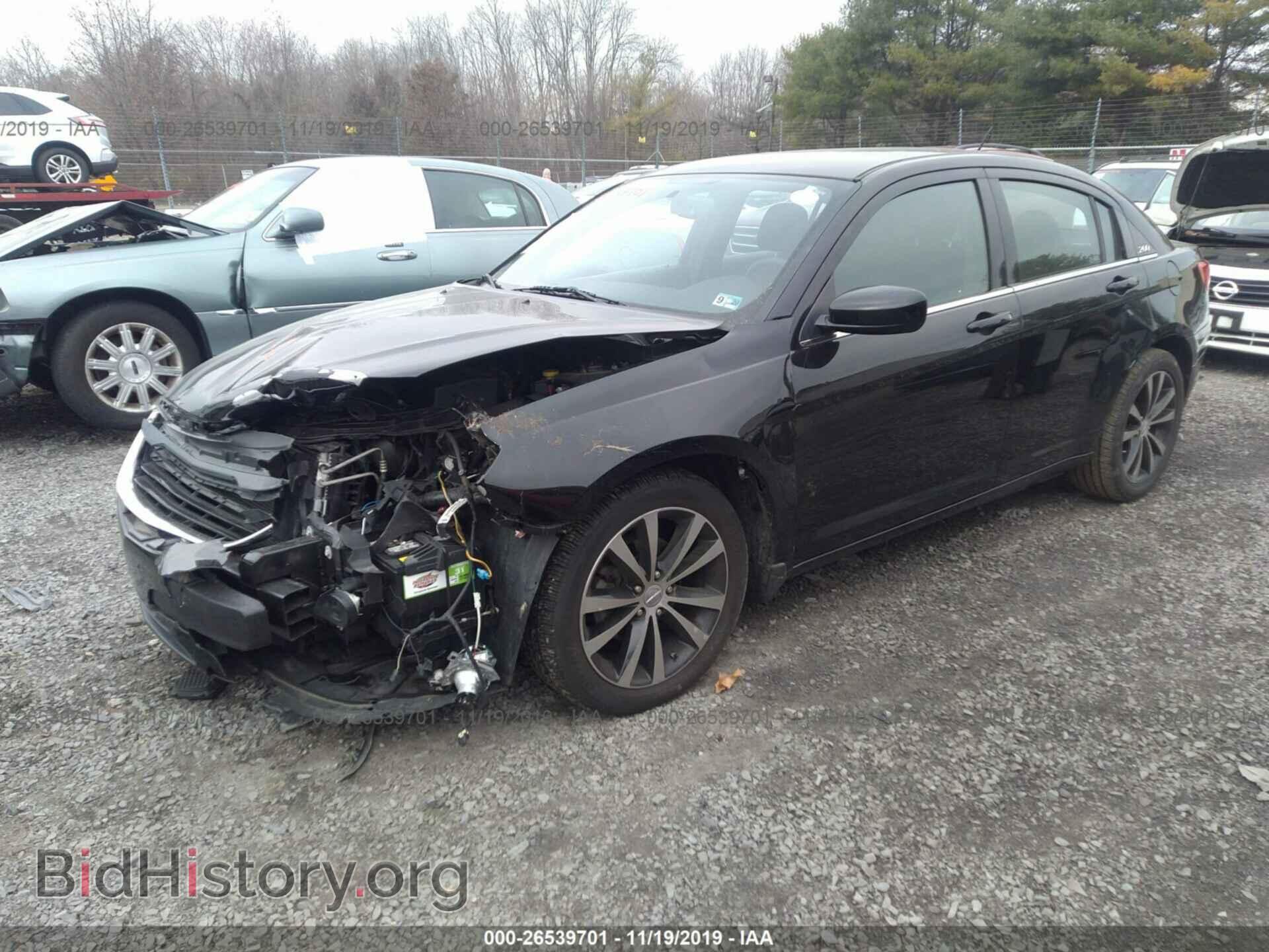 2013 CHRYSLER 200 - VIN: 1C3CCBBG6DN701388 - Photo 2