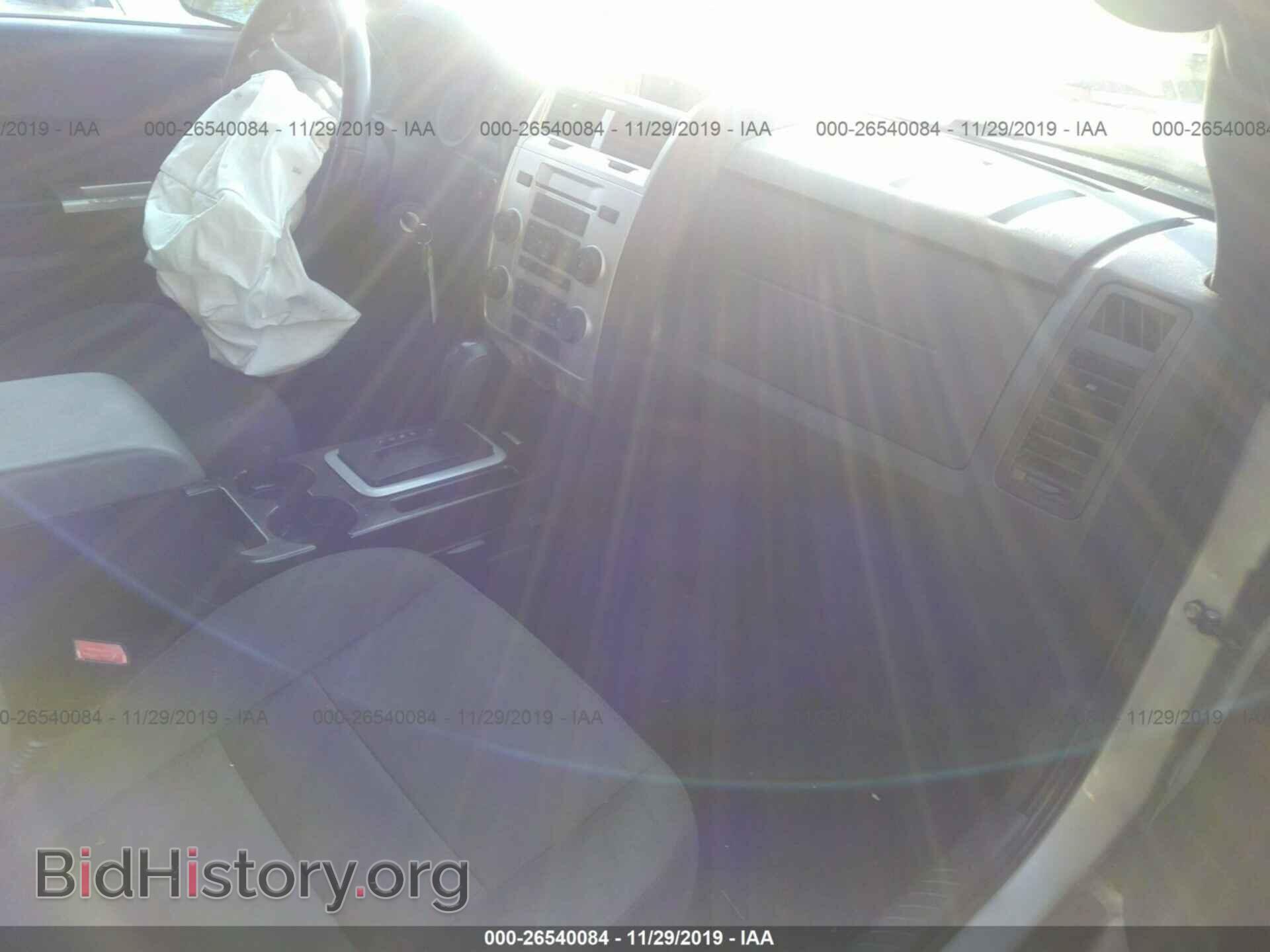 2011 FORD ESCAPE - VIN: 1FMCU0D77BKB81920 - Фото 5