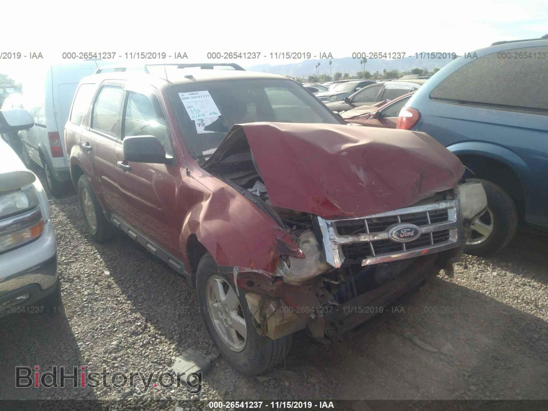 Photo 1FMCU9D75BKB66529 - FORD ESCAPE 2011