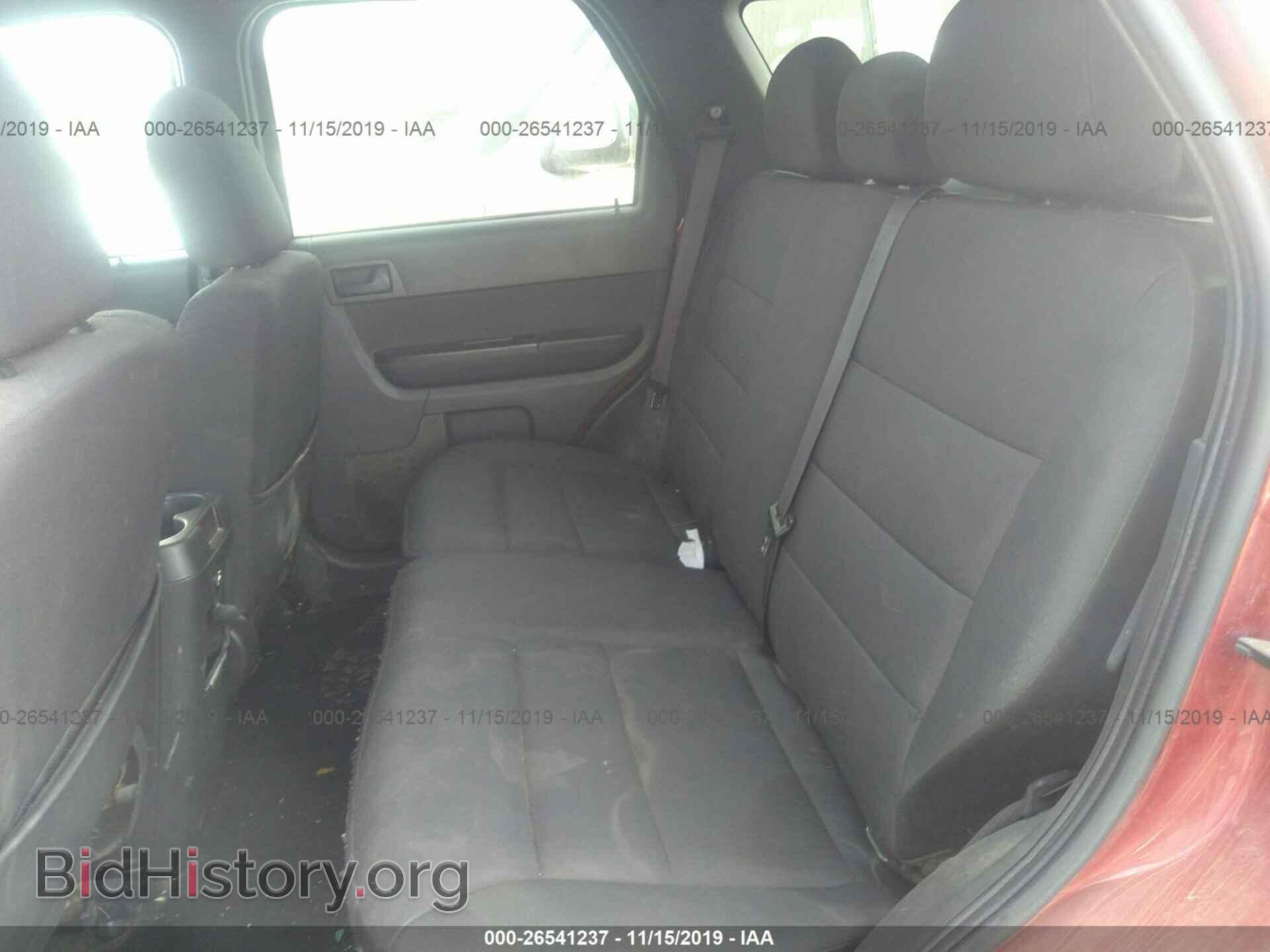2011 FORD ESCAPE - VIN: 1FMCU9D75BKB66529 - Photo 8
