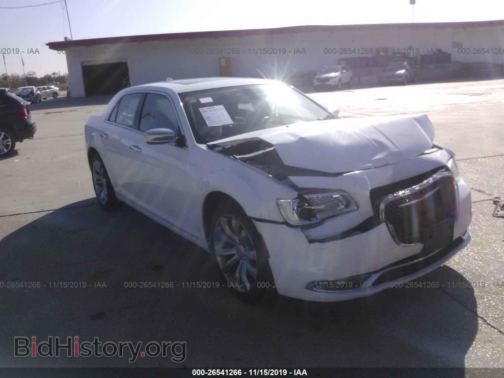 Photo 2C3CCAEG5KH589825 - CHRYSLER 300 2019