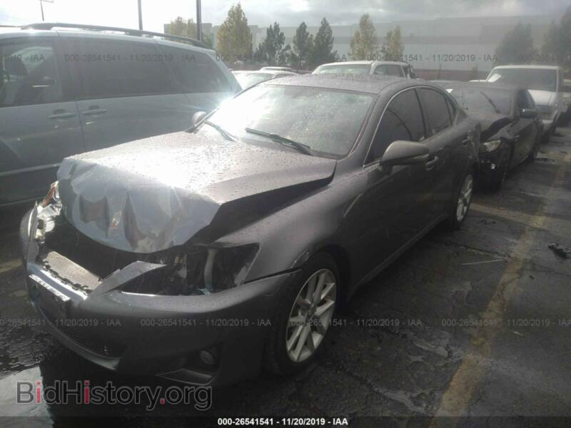 2012 Lexus IS (VIN JTHBF5C24C5183040) — photo 2 of 11