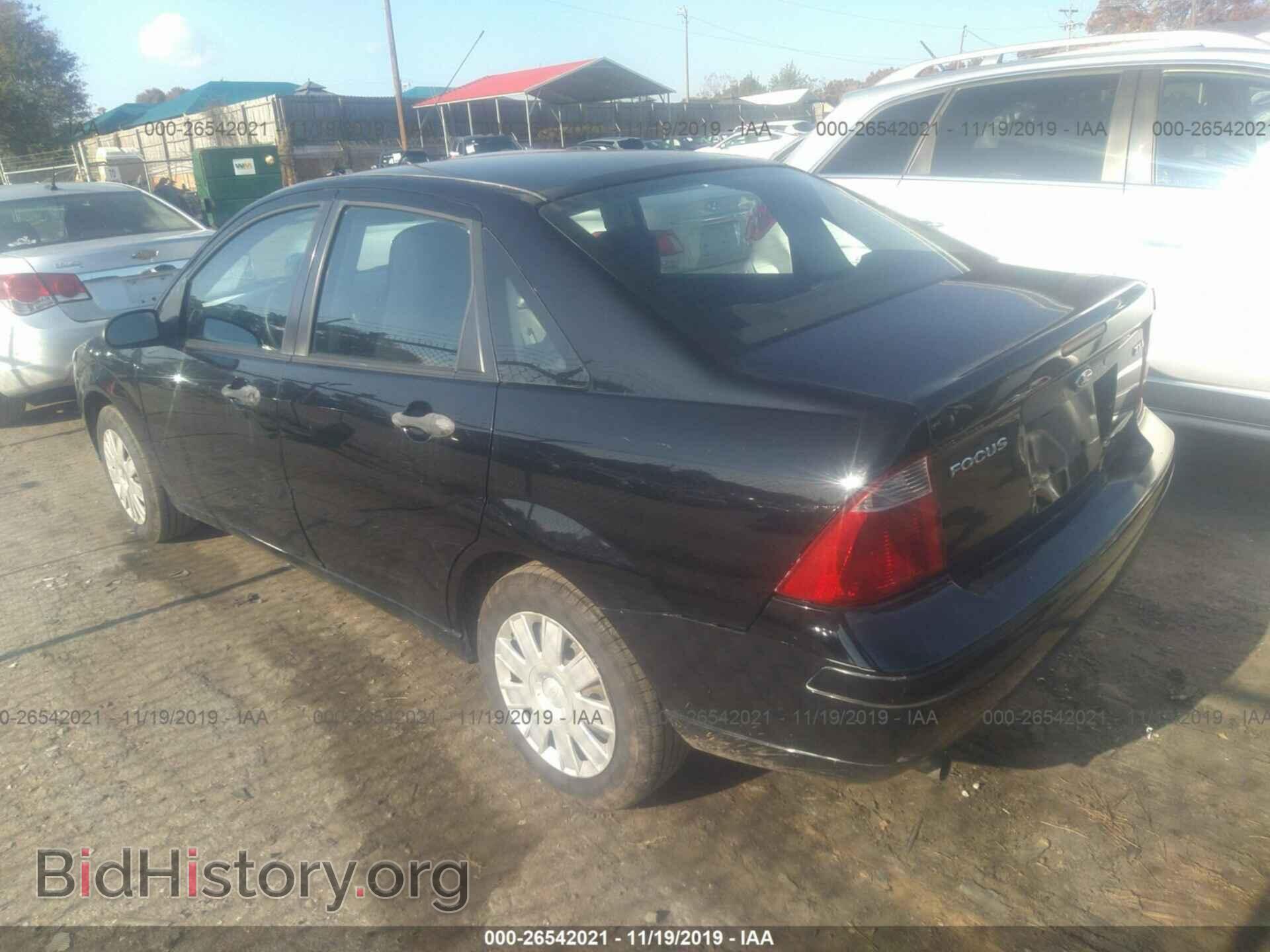 2006 FORD FOCUS - VIN: 1FAFP34N26W123744 - Фото 3