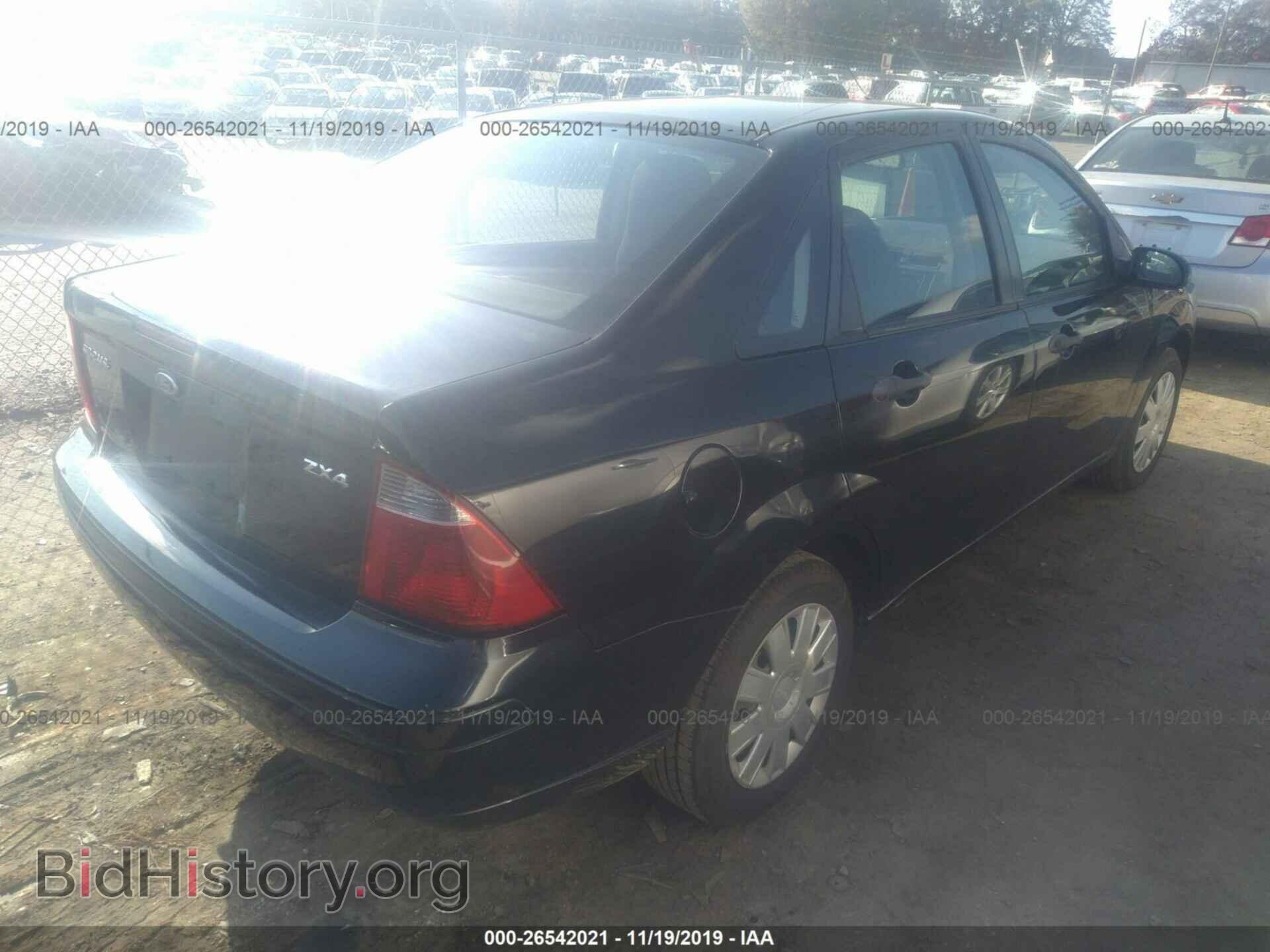 2006 FORD FOCUS - VIN: 1FAFP34N26W123744 - Фото 4