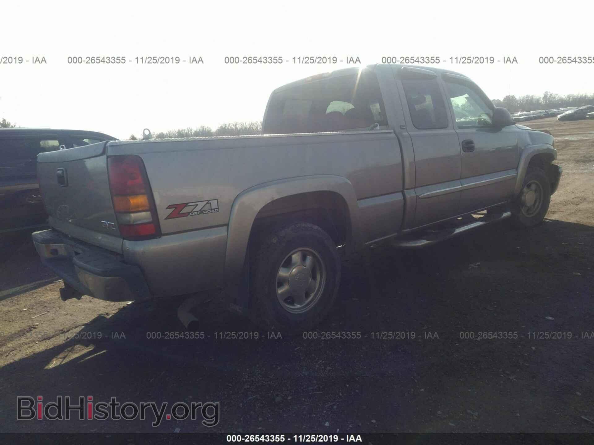 2003 GMC New Sierra - VIN: 1GTEK19T03E353302 - Фото 4