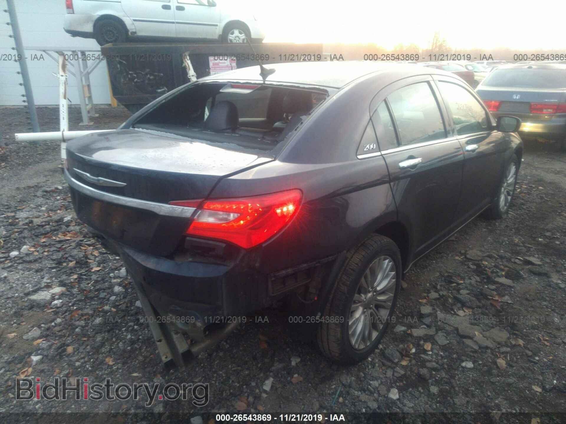 2012 Chrysler 200 - VIN: 1C3CCBCB8CN307909 - Фото 4