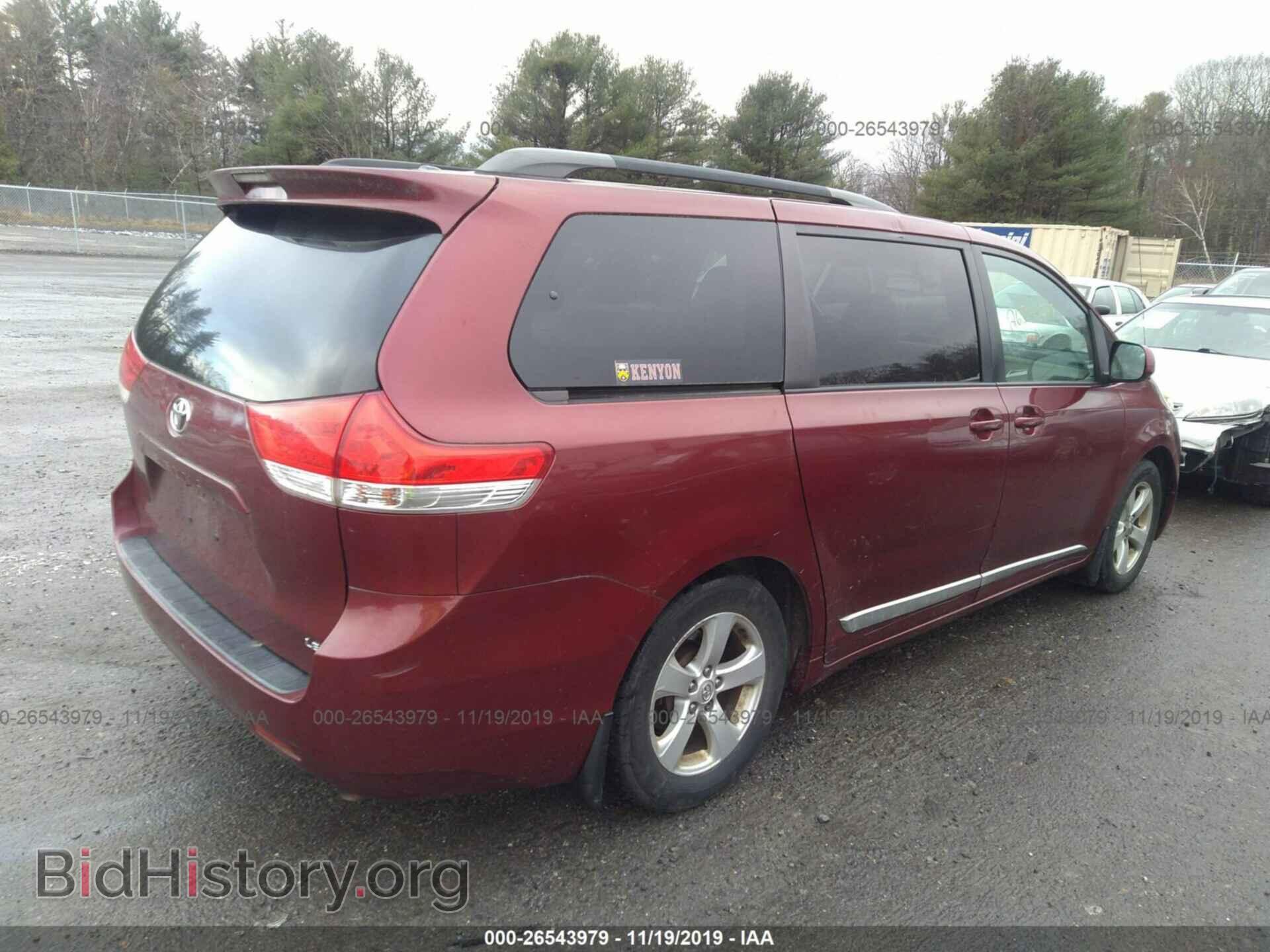 2011 TOYOTA SIENNA - VIN: 5TDKK3DC0BS068677 - Фото 4