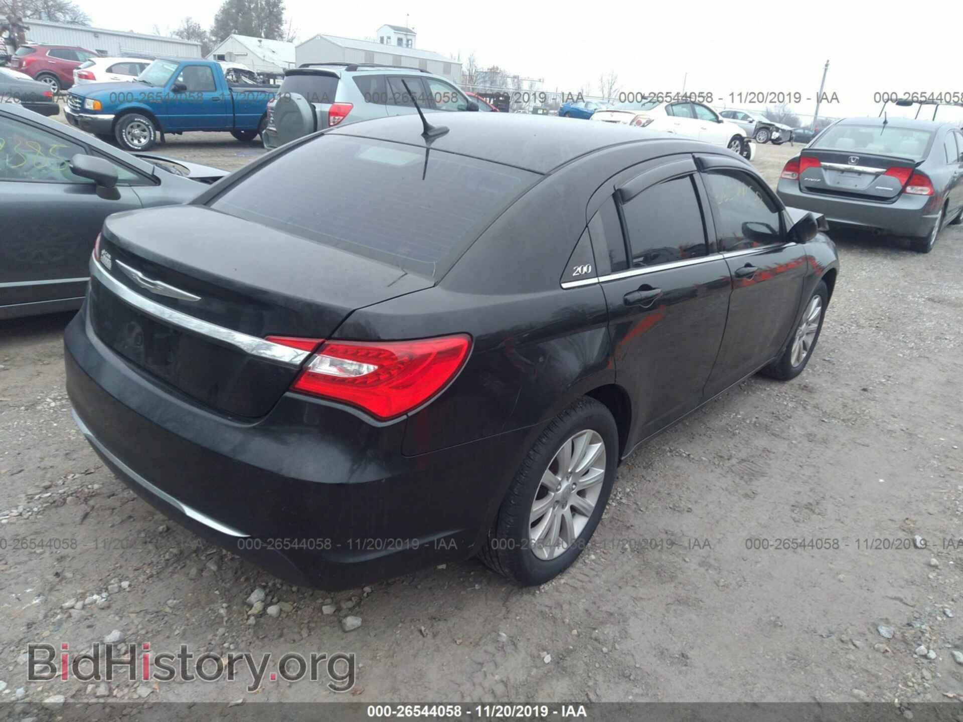 2013 CHRYSLER 200 - VIN: 1C3CCBBB1DN580418 - Фото 4