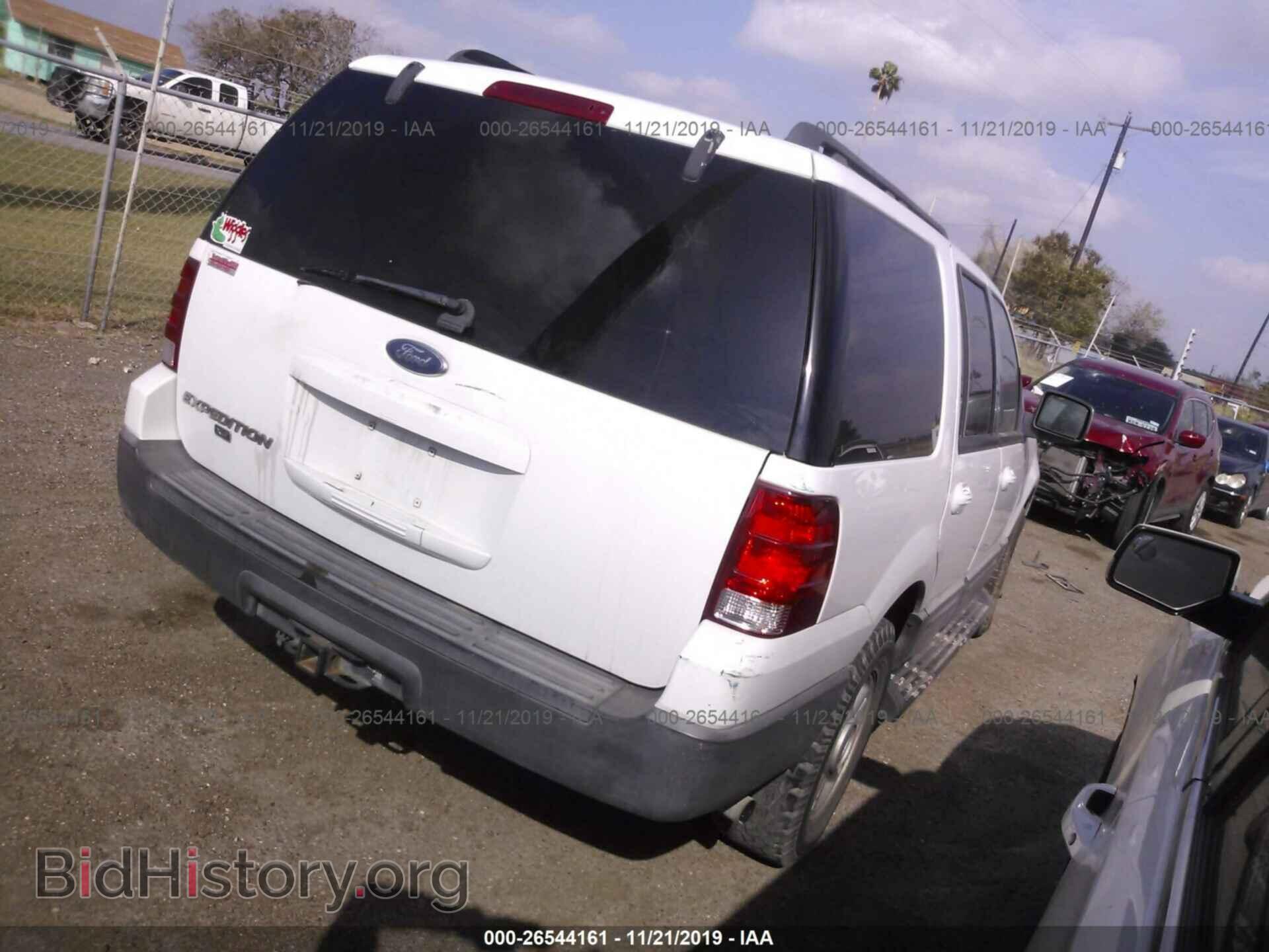 2005 FORD EXPEDITION - VIN: 1FMPU15525LA66872 - Фото 4