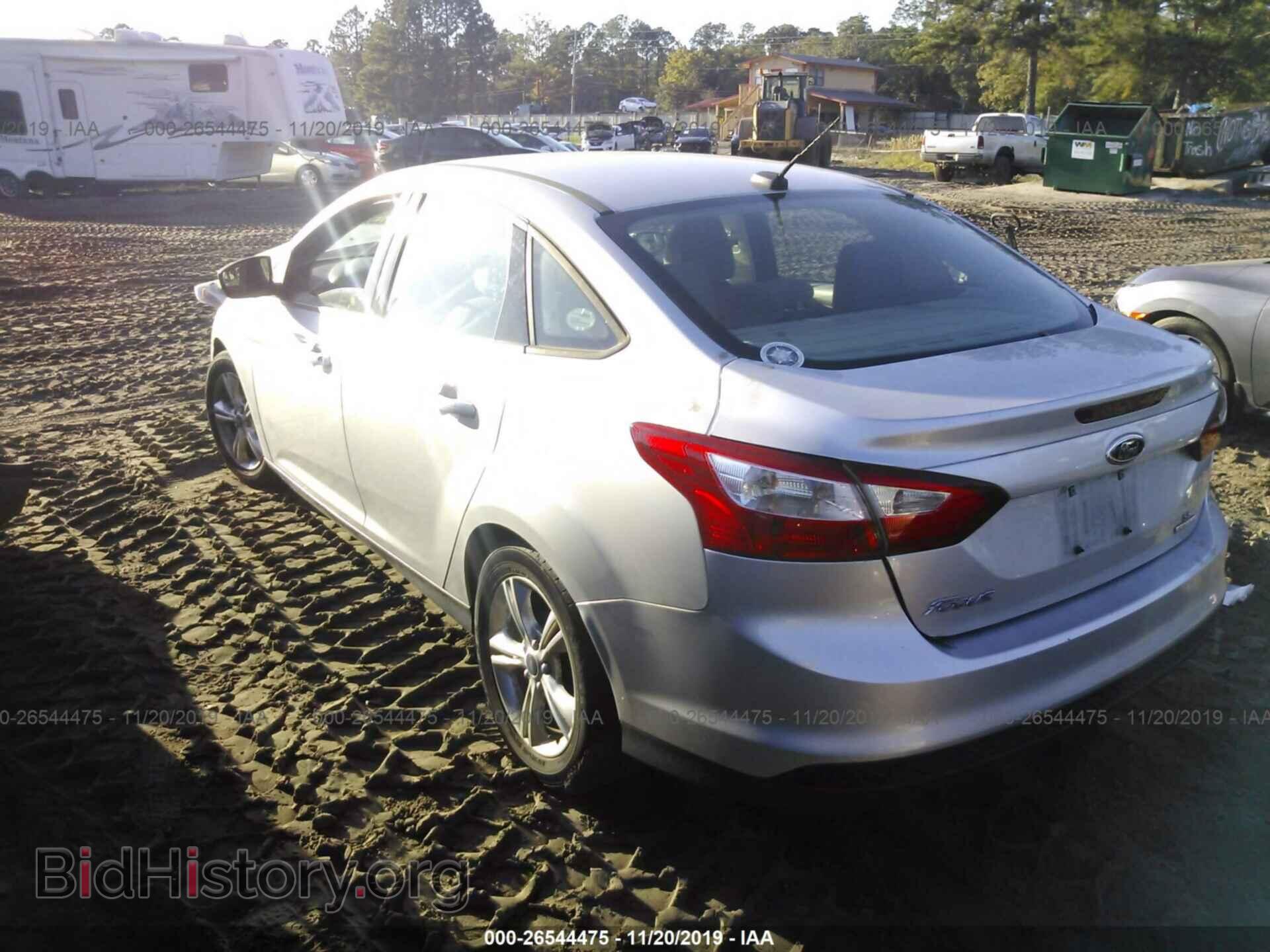 2014 Ford Focus - VIN: 1FADP3F25EL166002 - Photo 3
