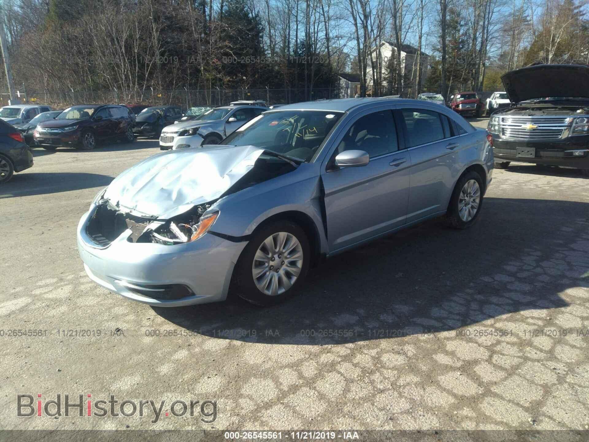 2014 CHRYSLER 200 - VIN: 1C3CCBAB3EN141403 - Фото 2