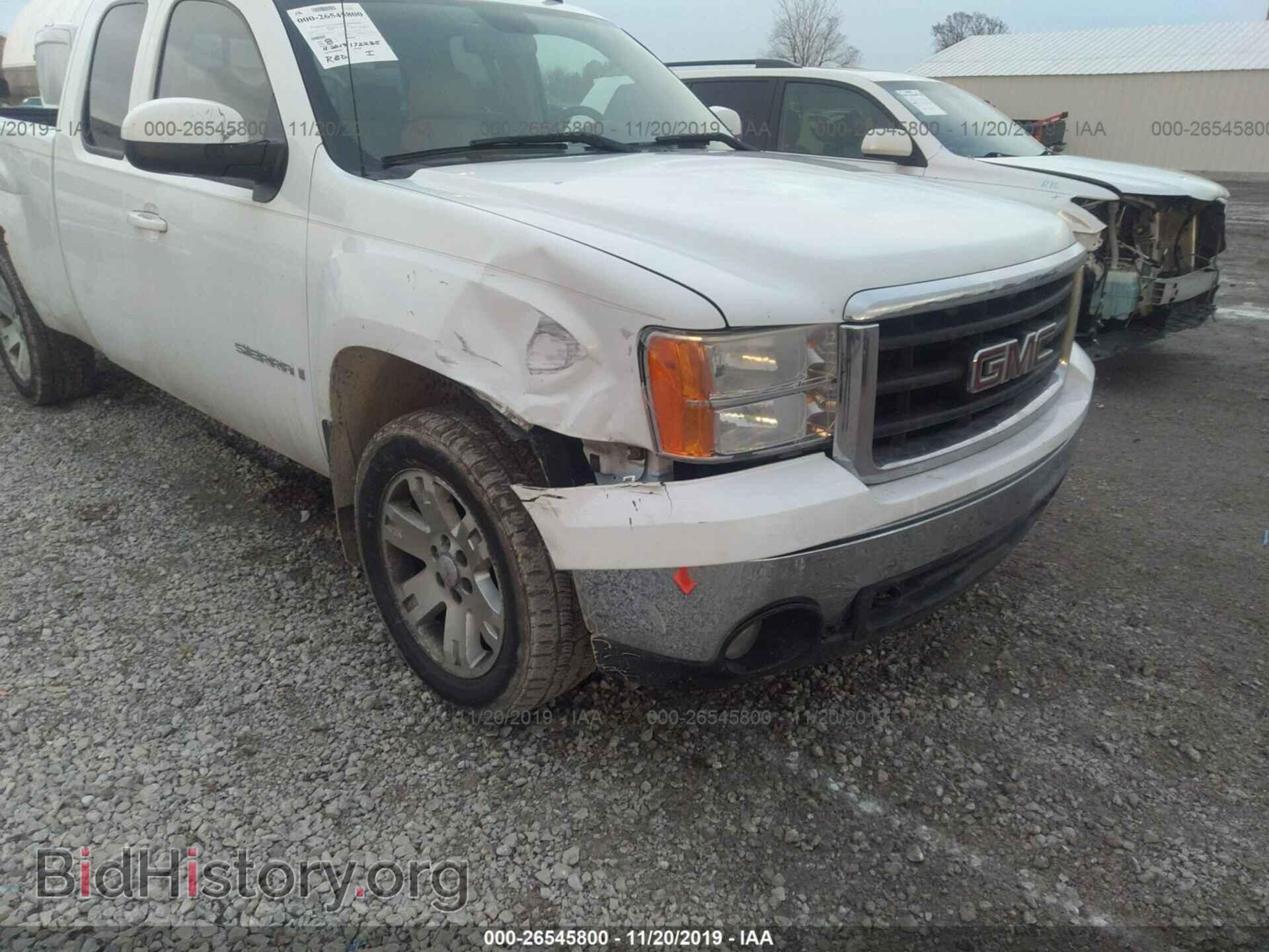 2007 GMC NEW SIERRA - VIN: 2GTEK19J371601077 - Фото 6