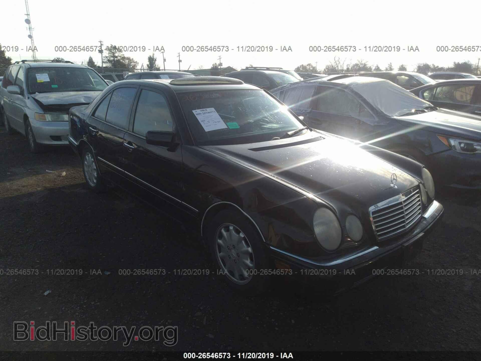 Фотография WDBJF55F9VA363409 - MERCEDES-BENZ E 1997