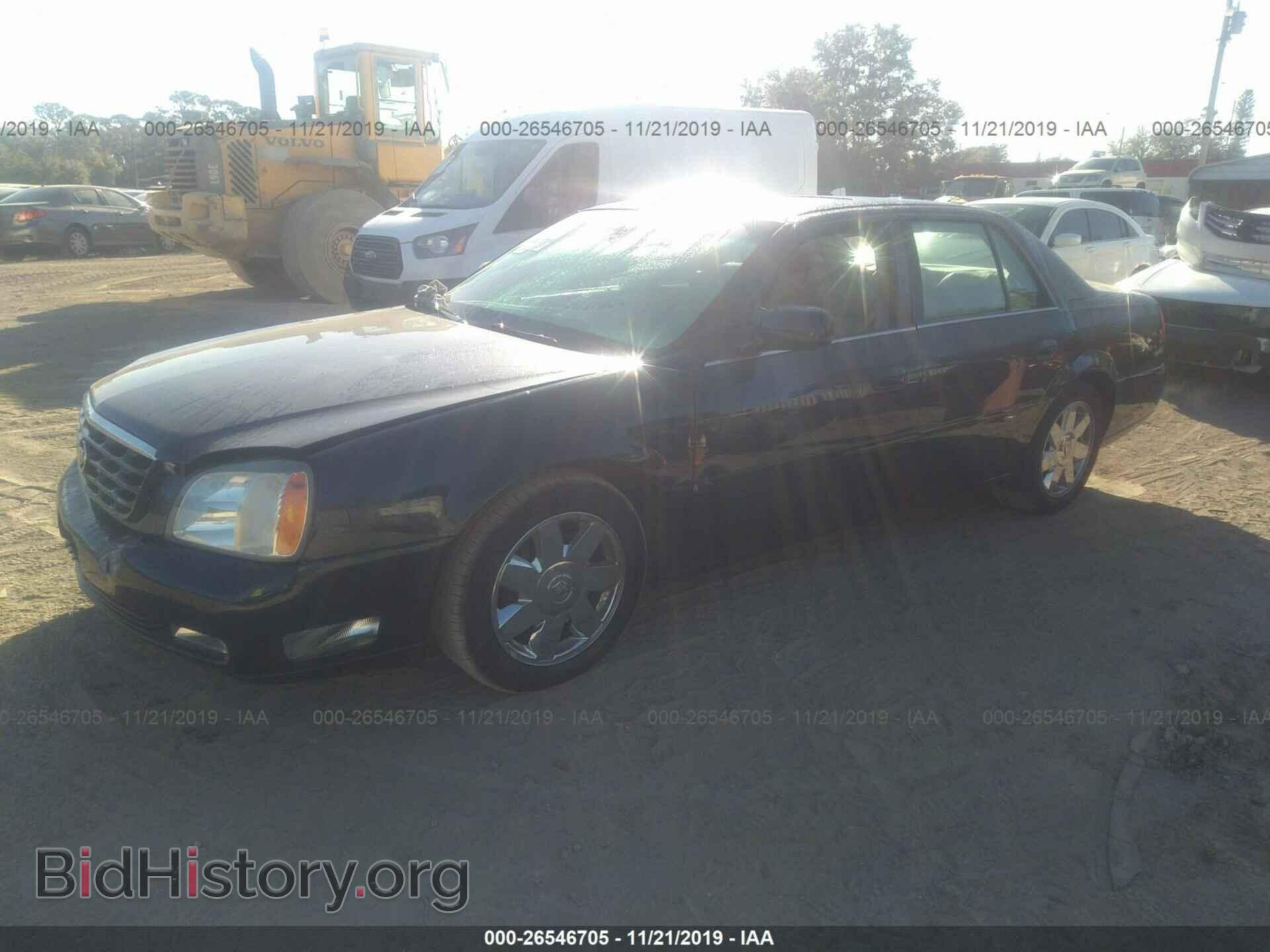 2004 CADILLAC DEVILLE - VIN: 1G6KF579X4U249318 - Photo 2
