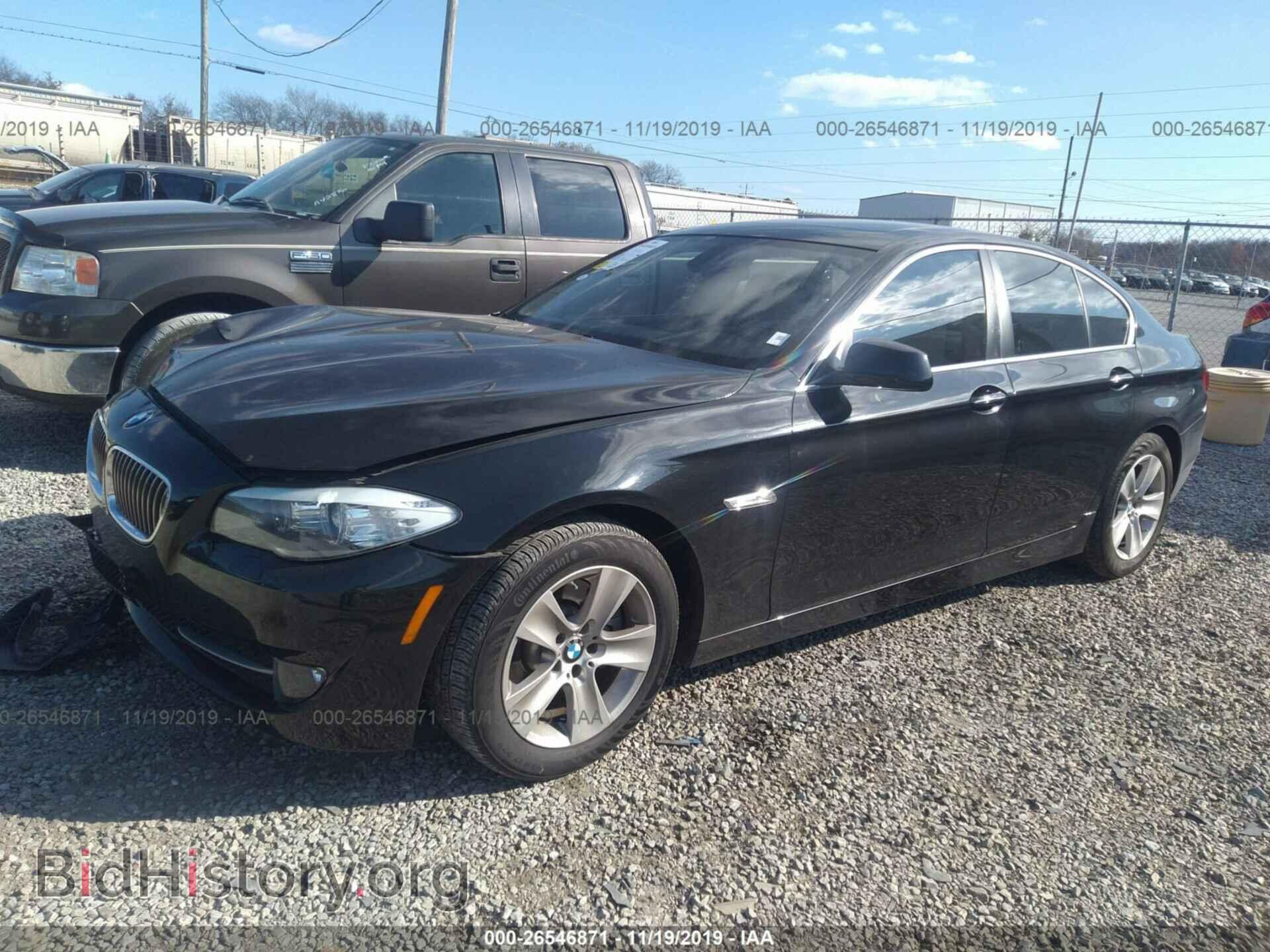 2011 BMW 528 - VIN: WBAFR1C58BC749107 - Фото 2
