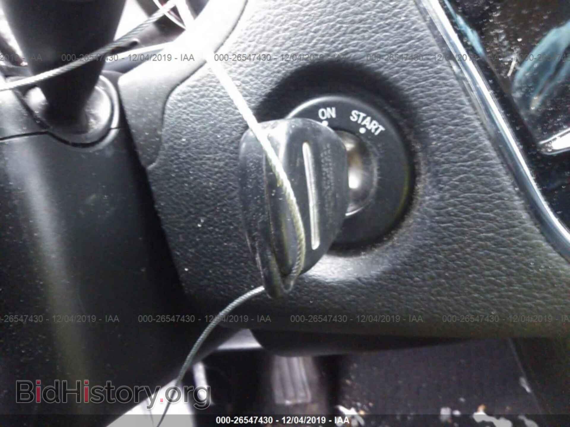 2013 CHRYSLER 200 - VIN: 1C3CCBCG0DN585751 - Фото 11