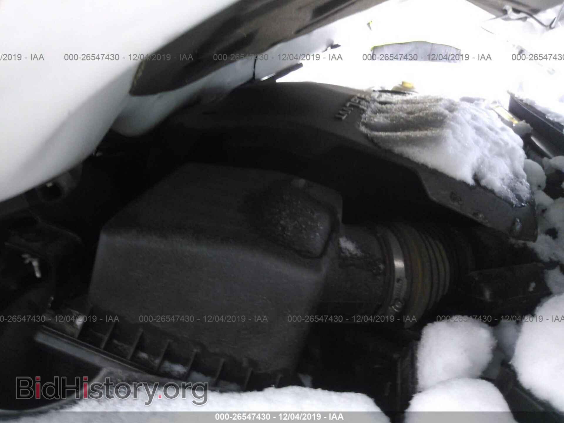 2013 CHRYSLER 200 - VIN: 1C3CCBCG0DN585751 - Фото 10