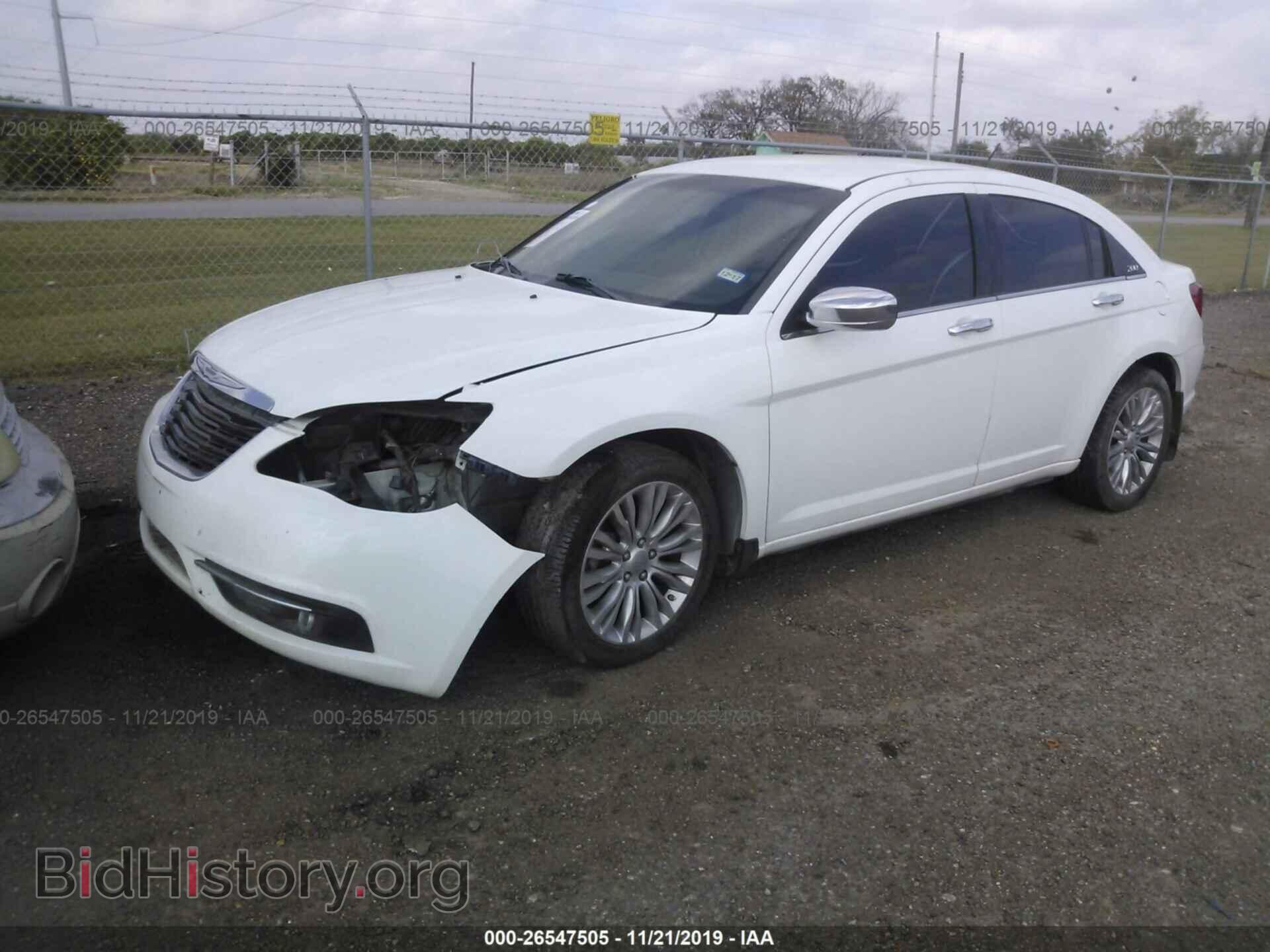 2012 CHRYSLER 200 - VIN: 1C3CCBCB7CN263501 - Фото 2