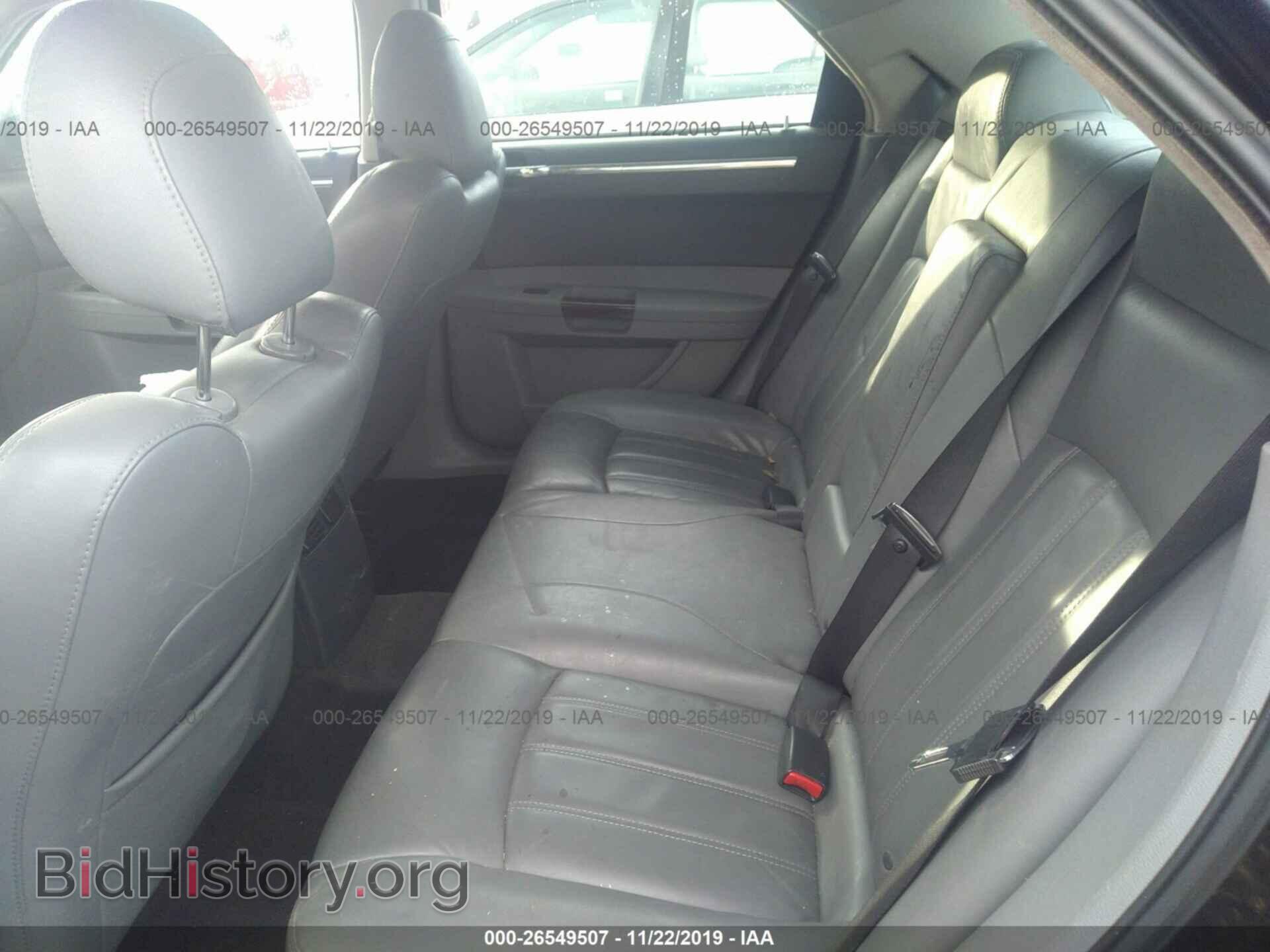 2005 CHRYSLER 300C - VIN: 2C3JA63H85H612931 - Фото 8