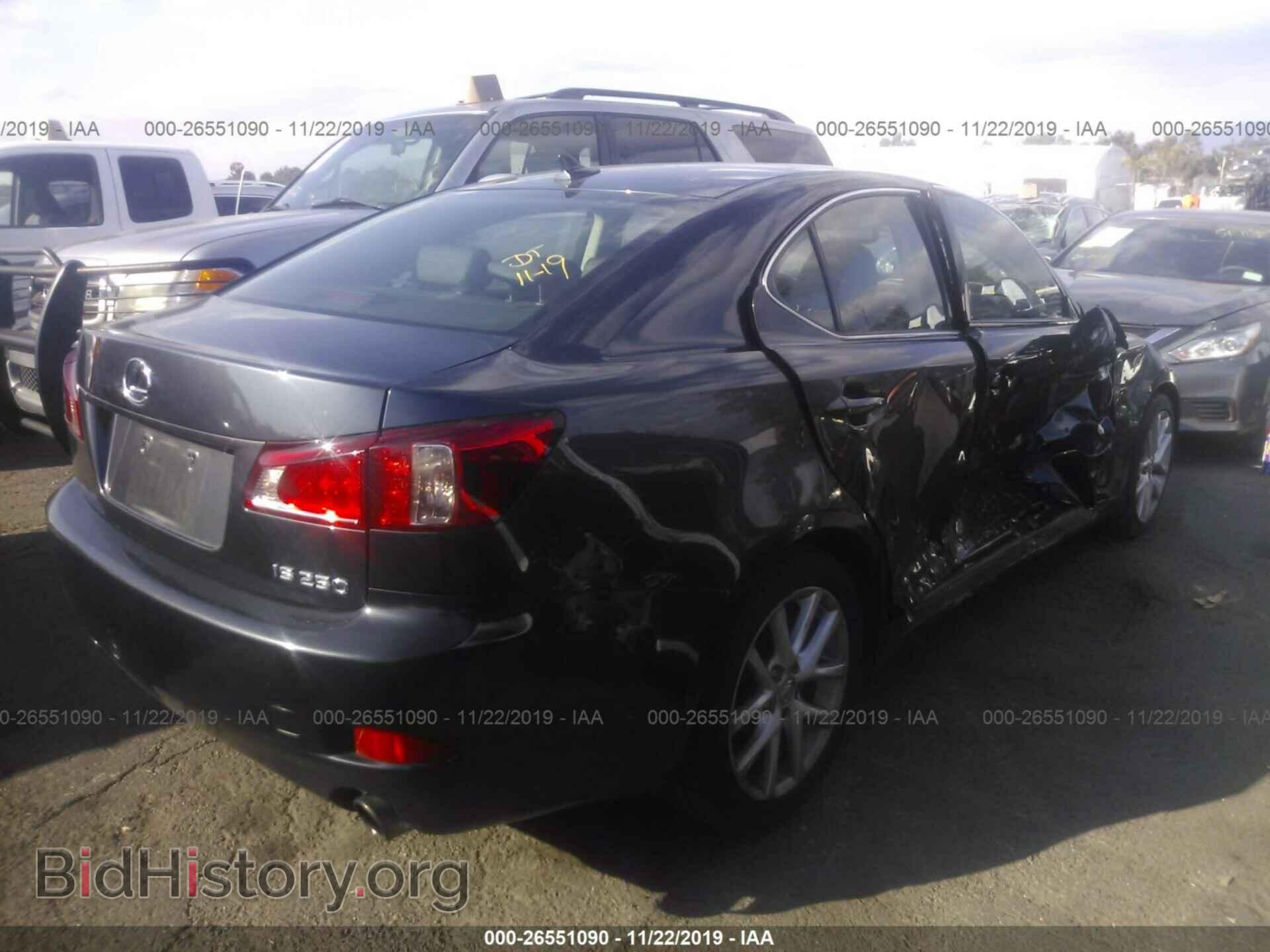 2011 LEXUS IS - VIN: JTHBF5C22B2100852 - Фото 4