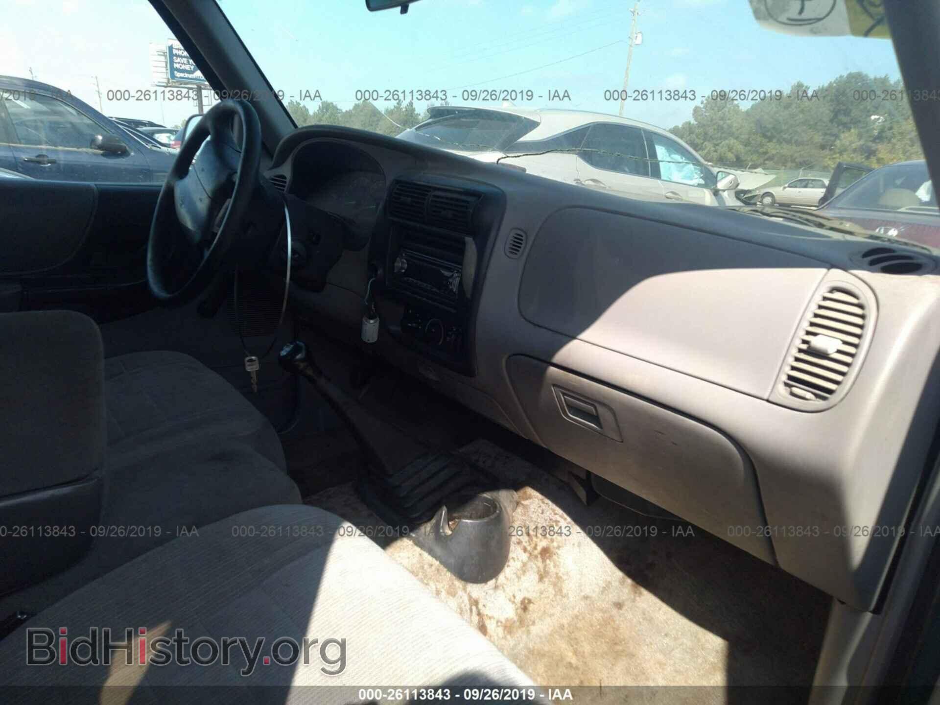 2006 Ford Explorer - VIN: 1FMEU75896UB66418 - Photo 5