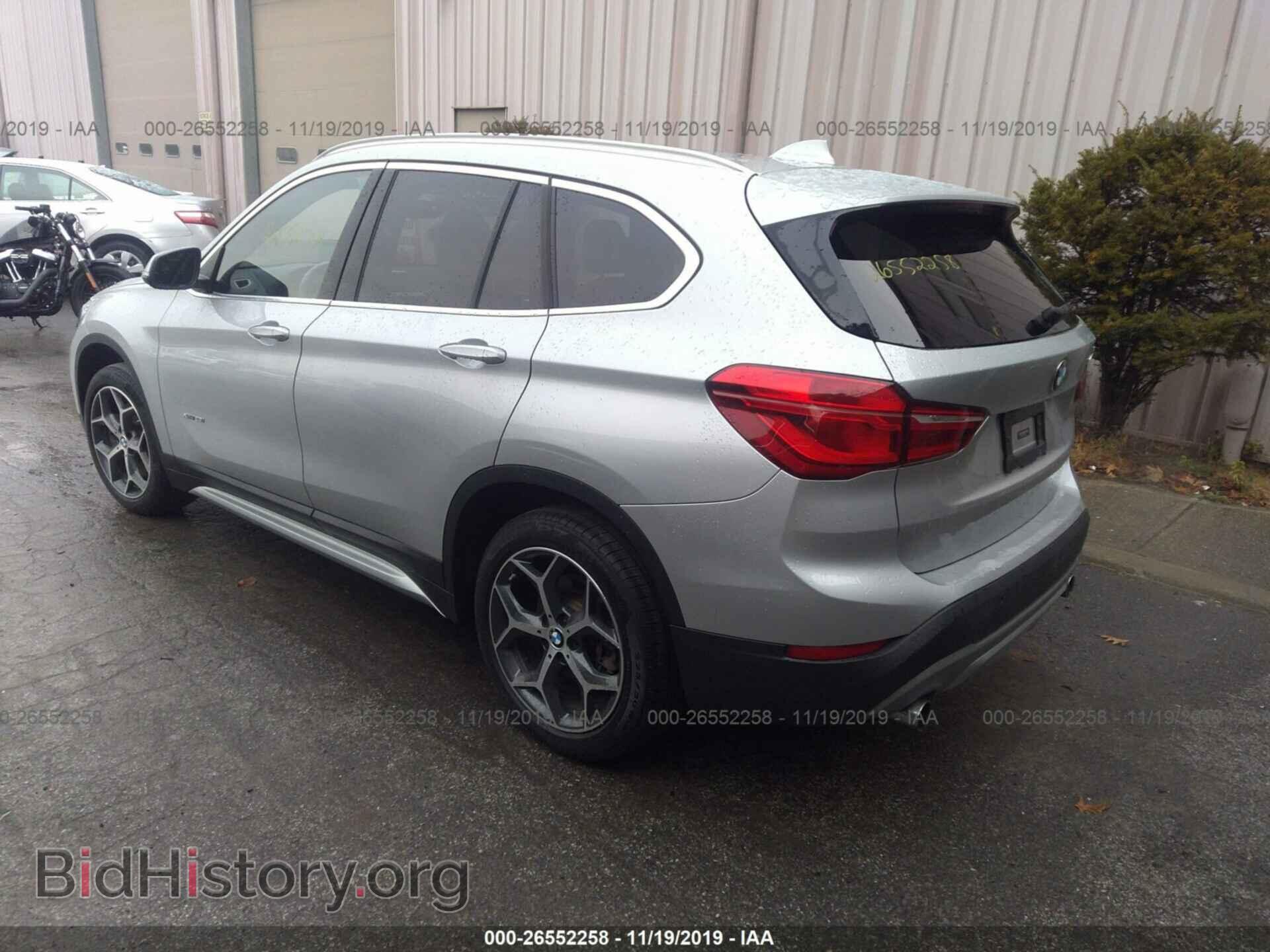2017 BMW X1 - VIN: WBXHT3C30H5F84342 - Фото 3