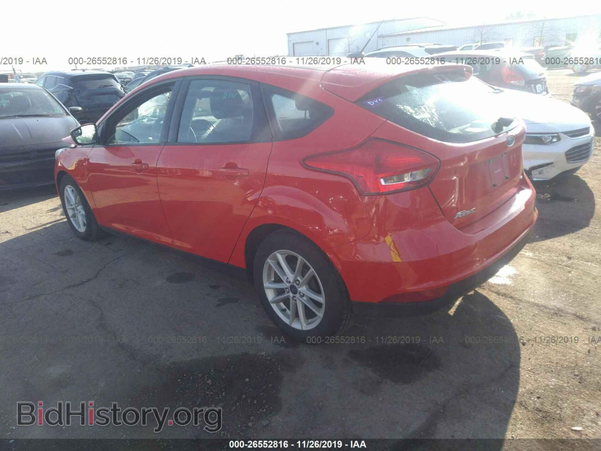 2017 Ford Focus - VIN: 1FADP3K24HL259457 - Фото 3