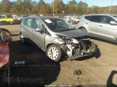 2014 Nissan VERSA NOTE S/S Plus/SV/SL, серебристый — VIN 3N1CE2CP1EL424304, IAAI