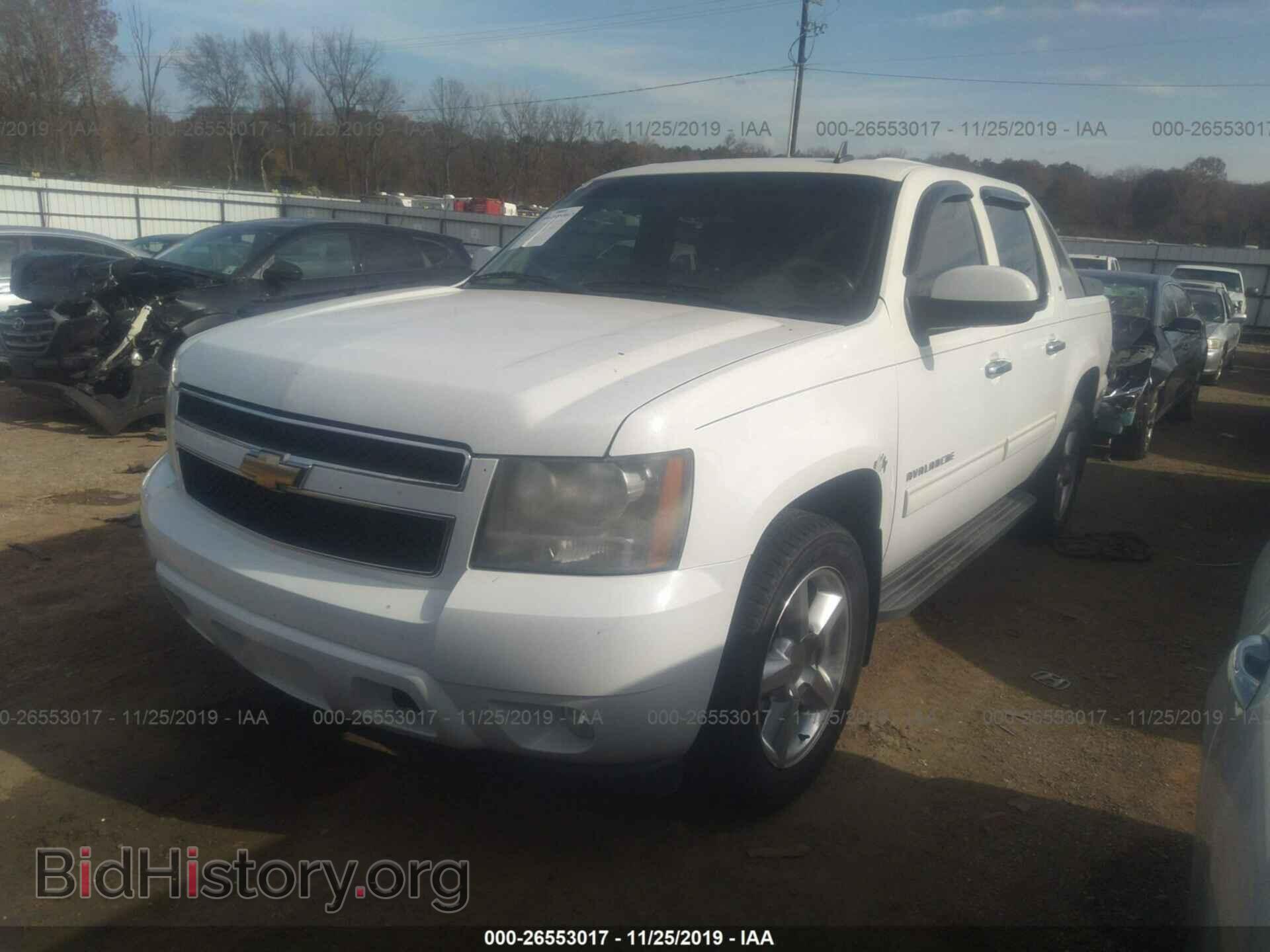 2010 CHEVROLET AVALANCHE - VIN: 3GNNCFE05AG108627 - Фото 2
