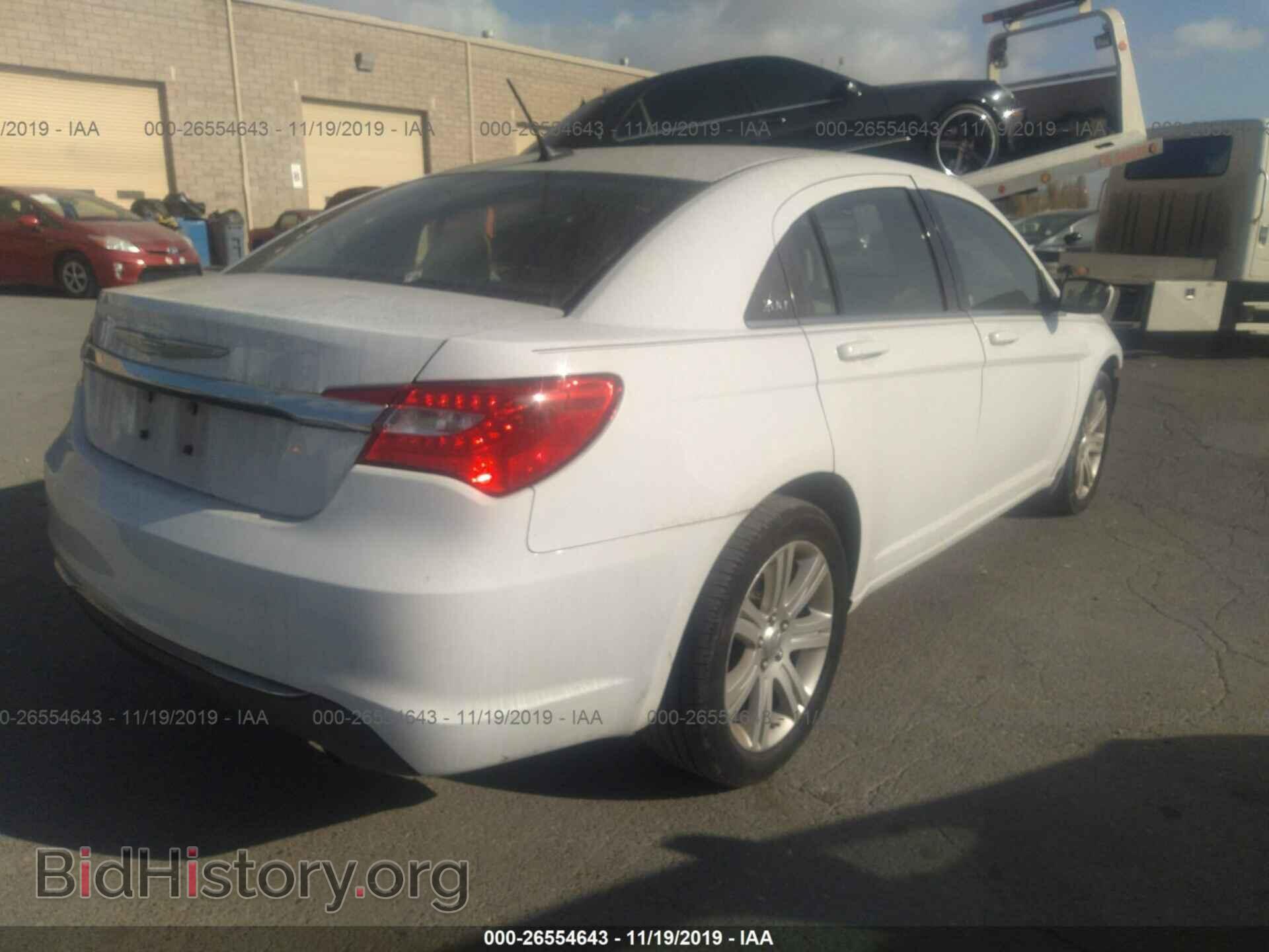 2012 CHRYSLER 200 - VIN: 1C3CCBBB2CN217625 - Фото 4
