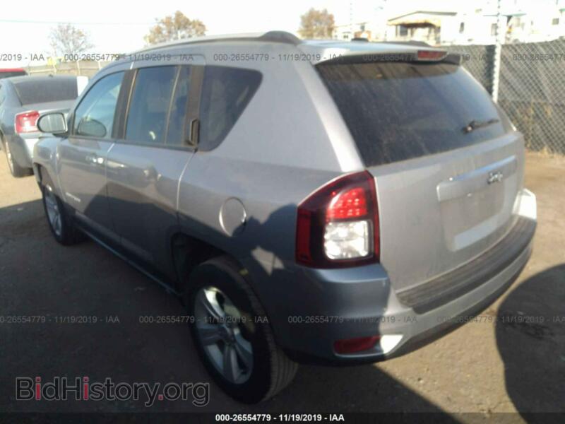 2016 Jeep COMPASS (VIN 1C4NJCEA3GD636601) — photo 3 of 11