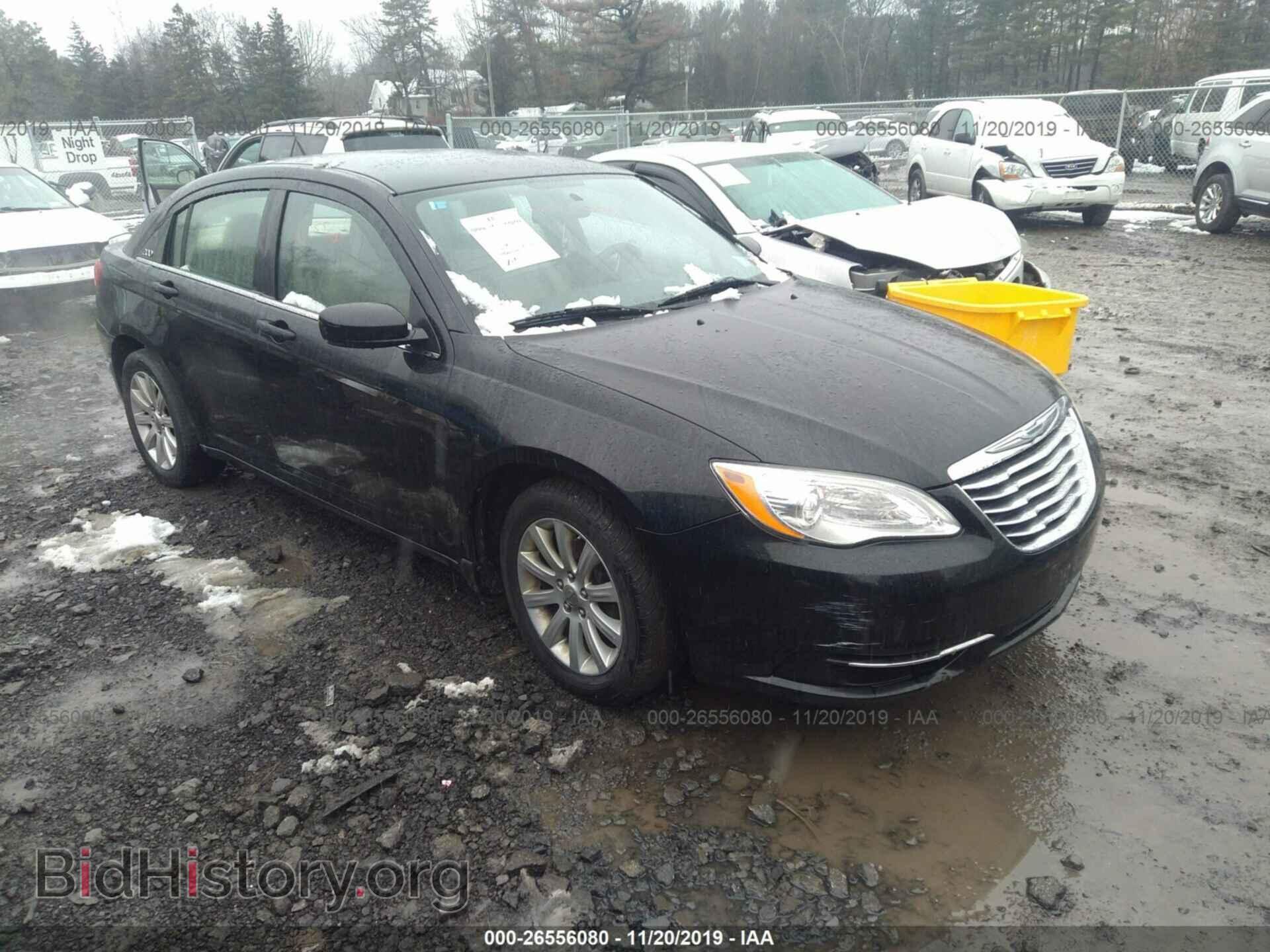 Photo 1C3BC1FG8BN521133 - Chrysler 200 2011