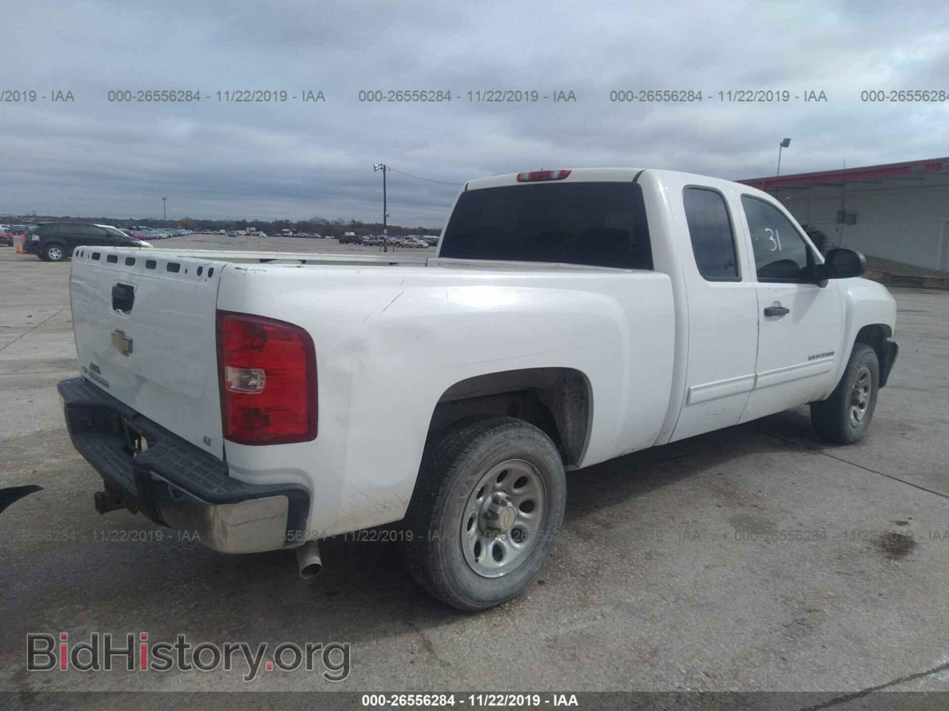 2011 CHEVROLET SILVERADO - VIN: 1GCRCREA8BZ163790 - Фото 4